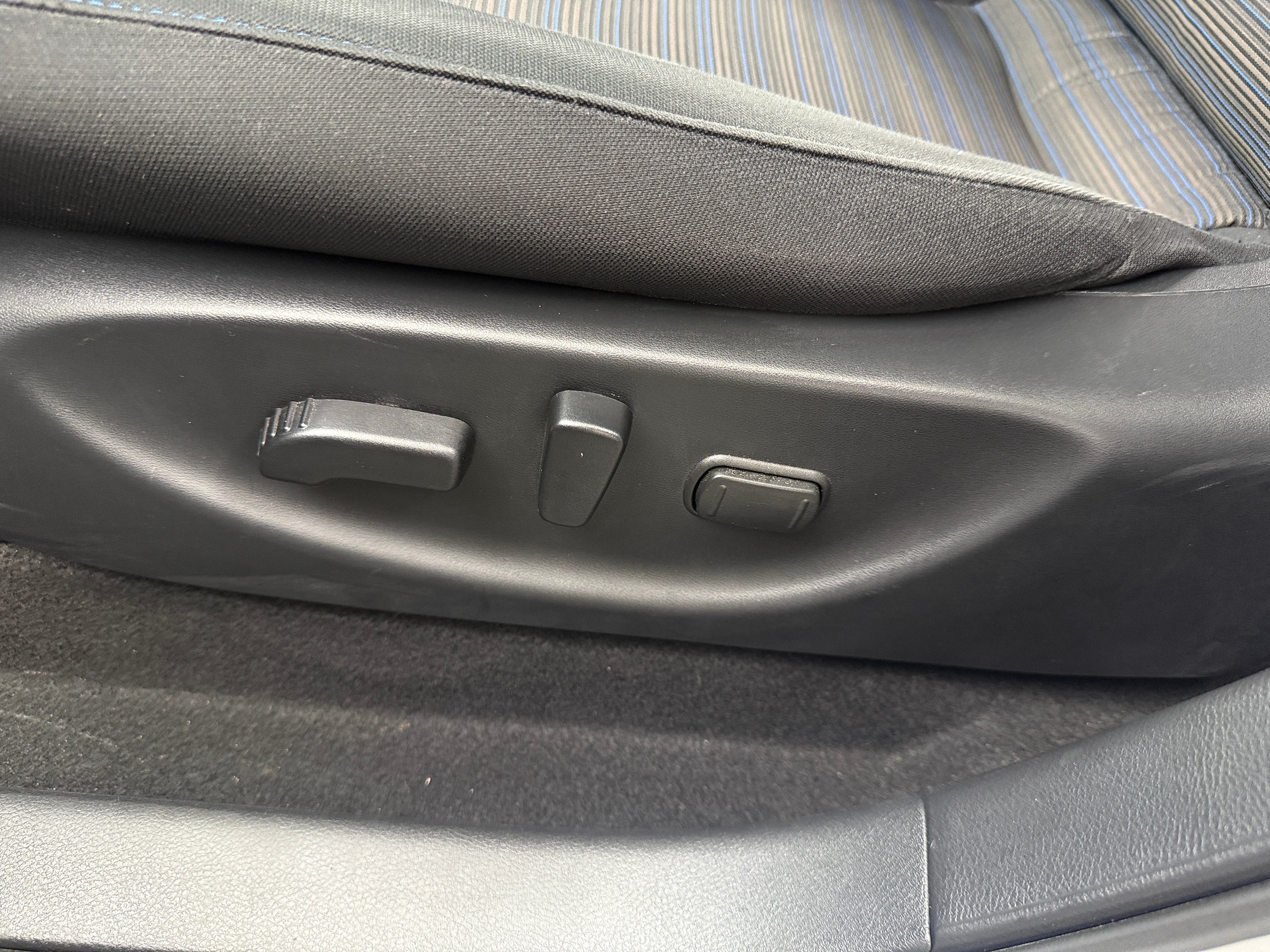 Used 2020 Nissan Leaf SV with VIN 1N4AZ1CP9LC300833 for sale in Auburn, WA