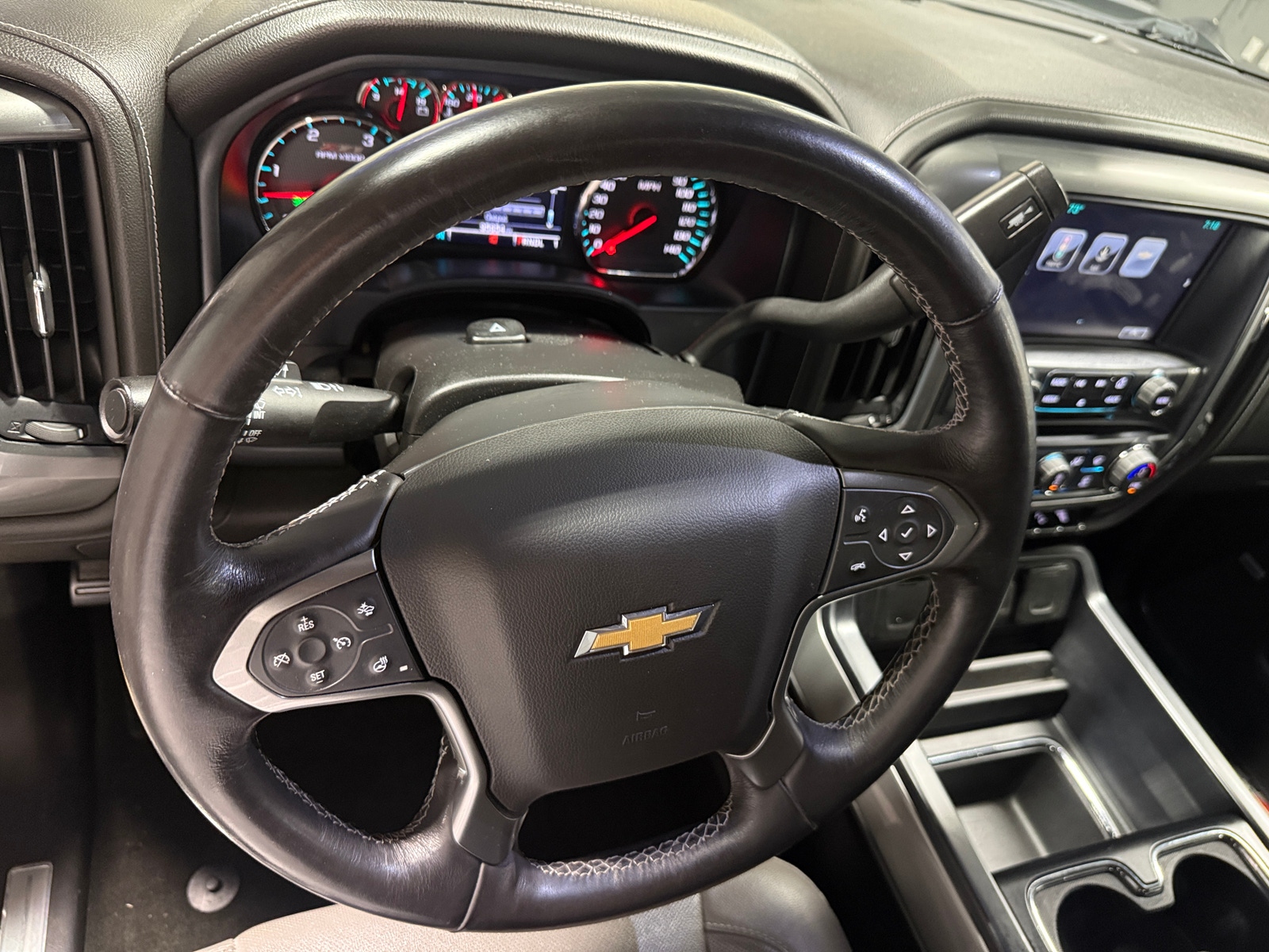 Thumbnail: 2017 Chevrolet Silverado 2500 - 4
