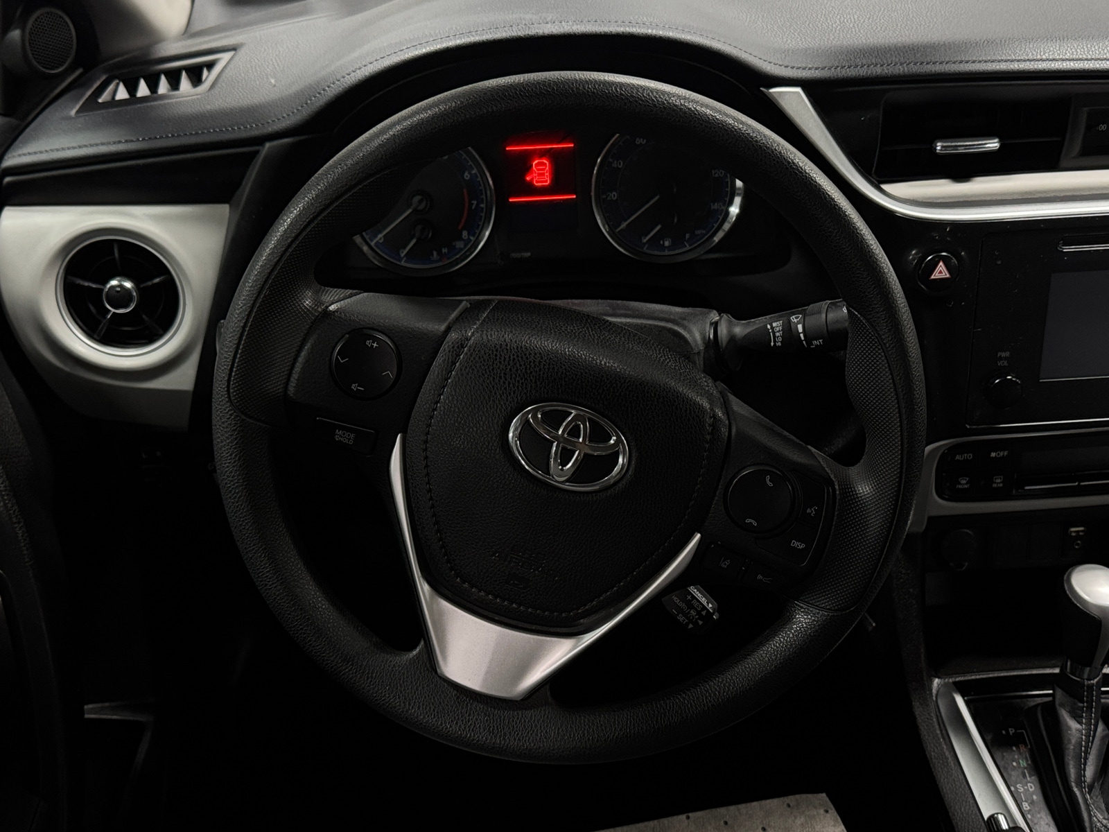 Thumbnail: 2018 Toyota Corolla - 5