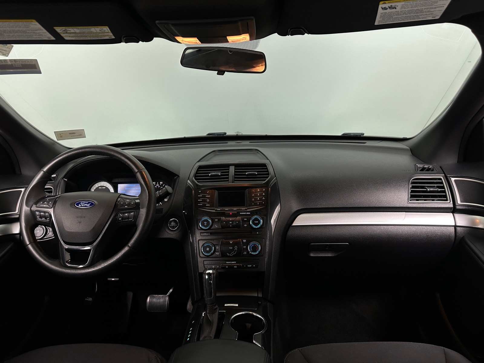 Thumbnail: 2017 Ford Explorer - 3