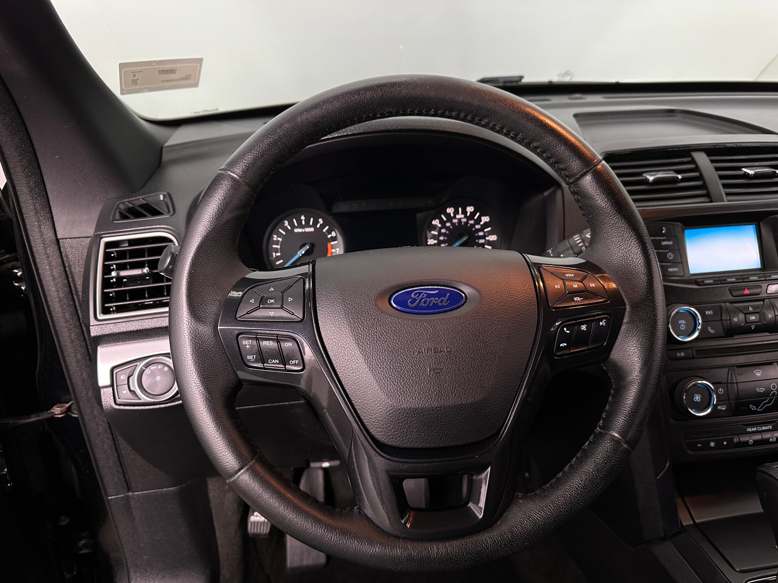 Thumbnail: 2017 Ford Explorer - 5