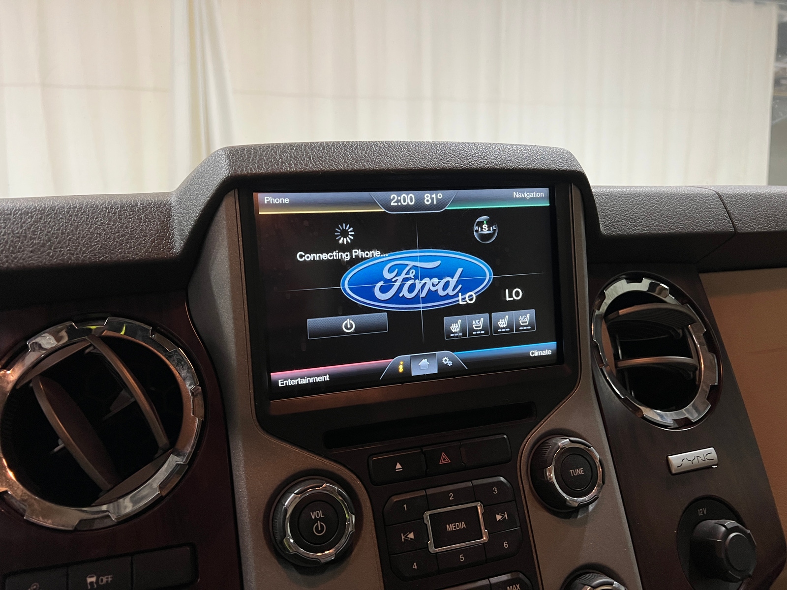 Thumbnail: 2015 Ford Econoline - 3