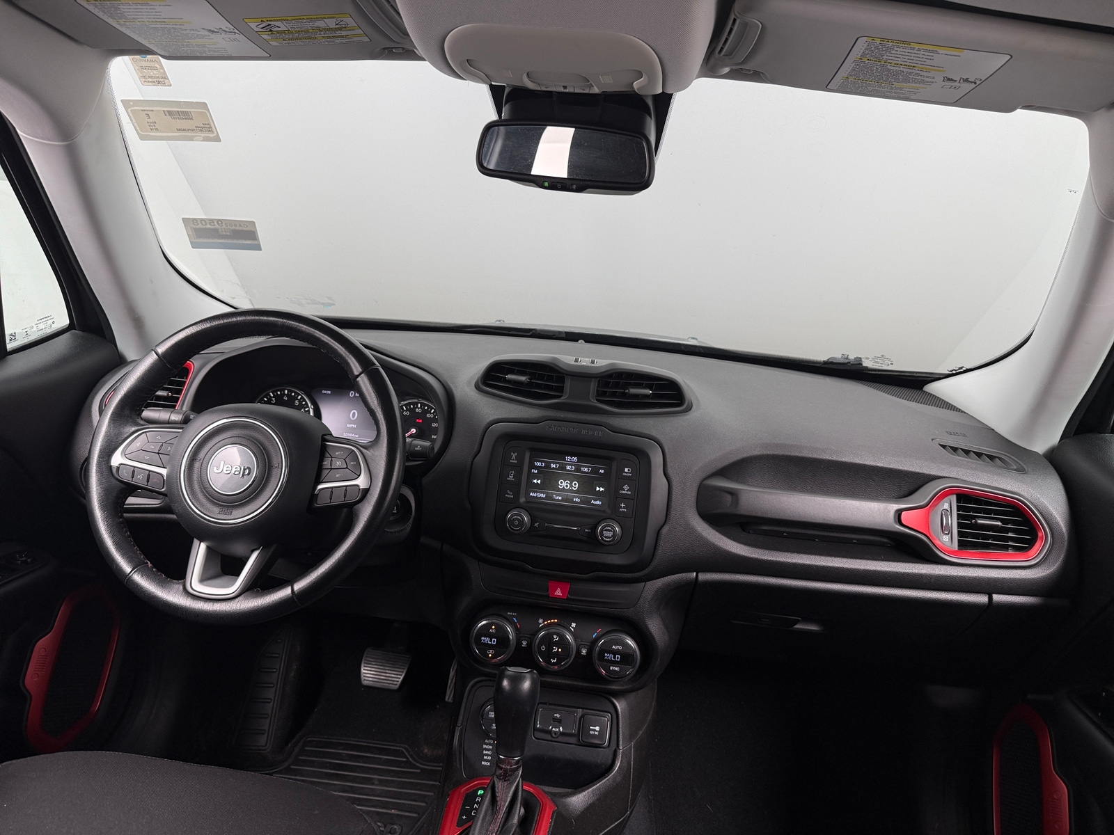 Thumbnail: 2016 Jeep Renegade - 3