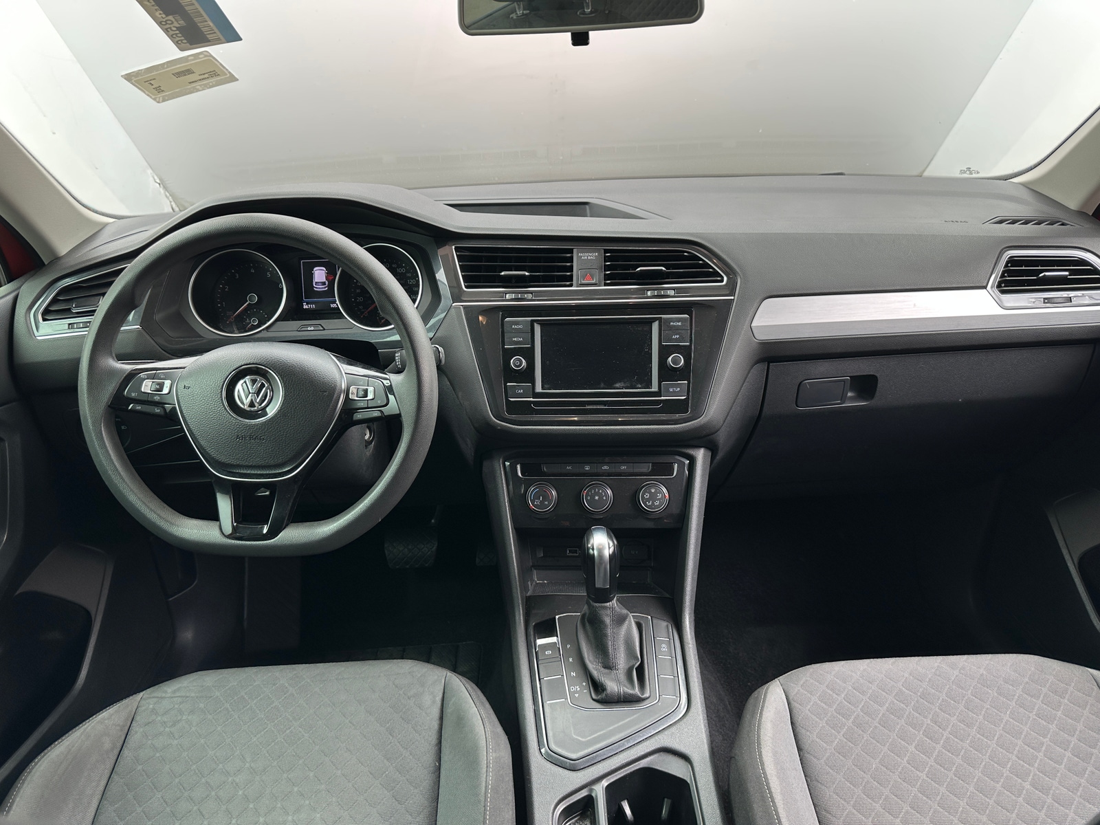 Thumbnail: 2019 Volkswagen Tiguan - 3