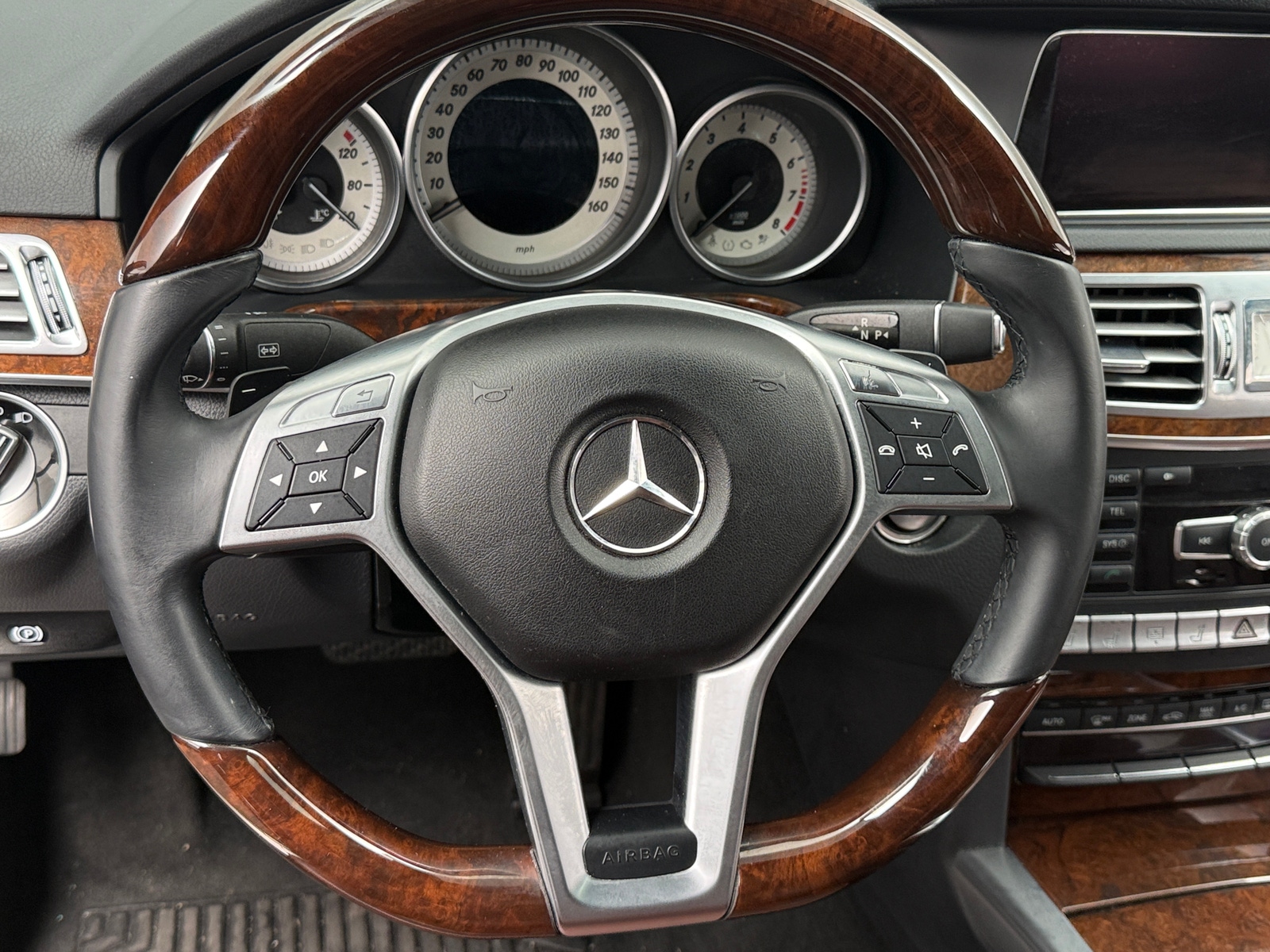 Thumbnail: 2014 Mercedes-Benz E-Class - 4
