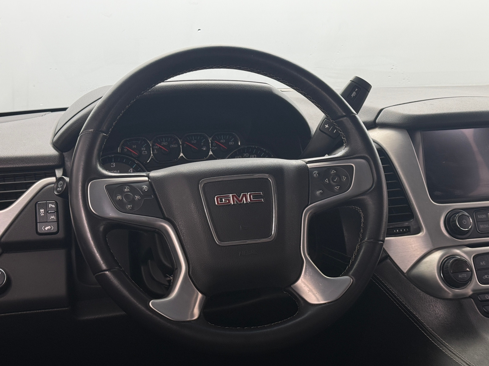 Thumbnail: 2019 GMC Yukon - 5