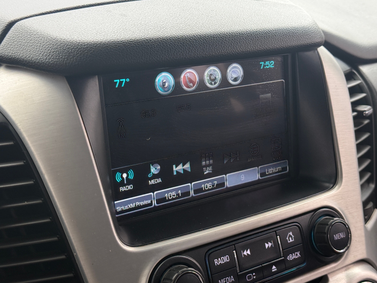 Thumbnail: 2019 GMC Yukon - 4