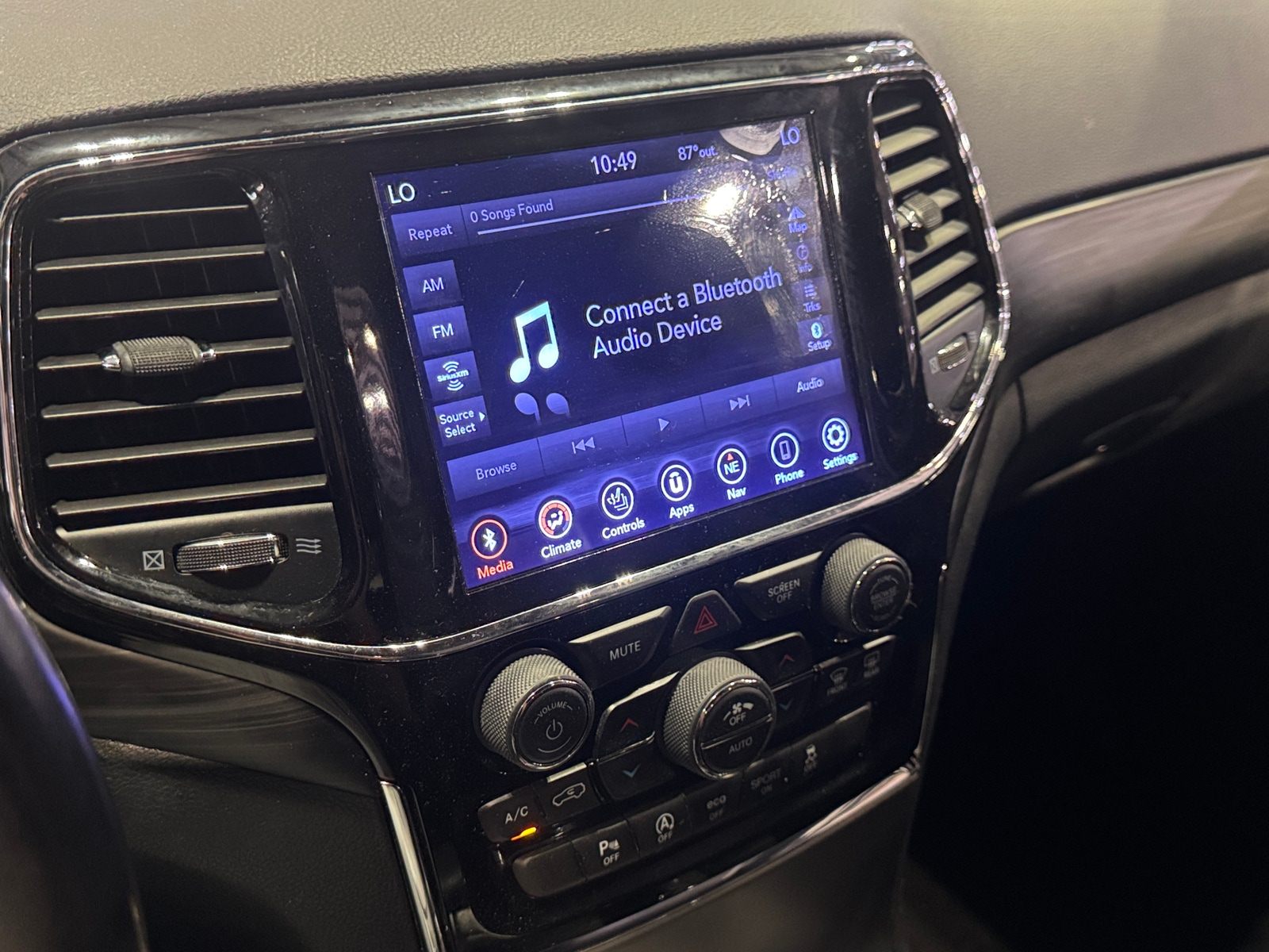 Thumbnail: 2019 Jeep Grand Cherokee - 3