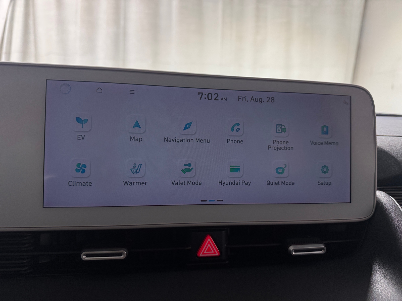 Thumbnail: 2022 Hyundai Ioniq 5 - 3