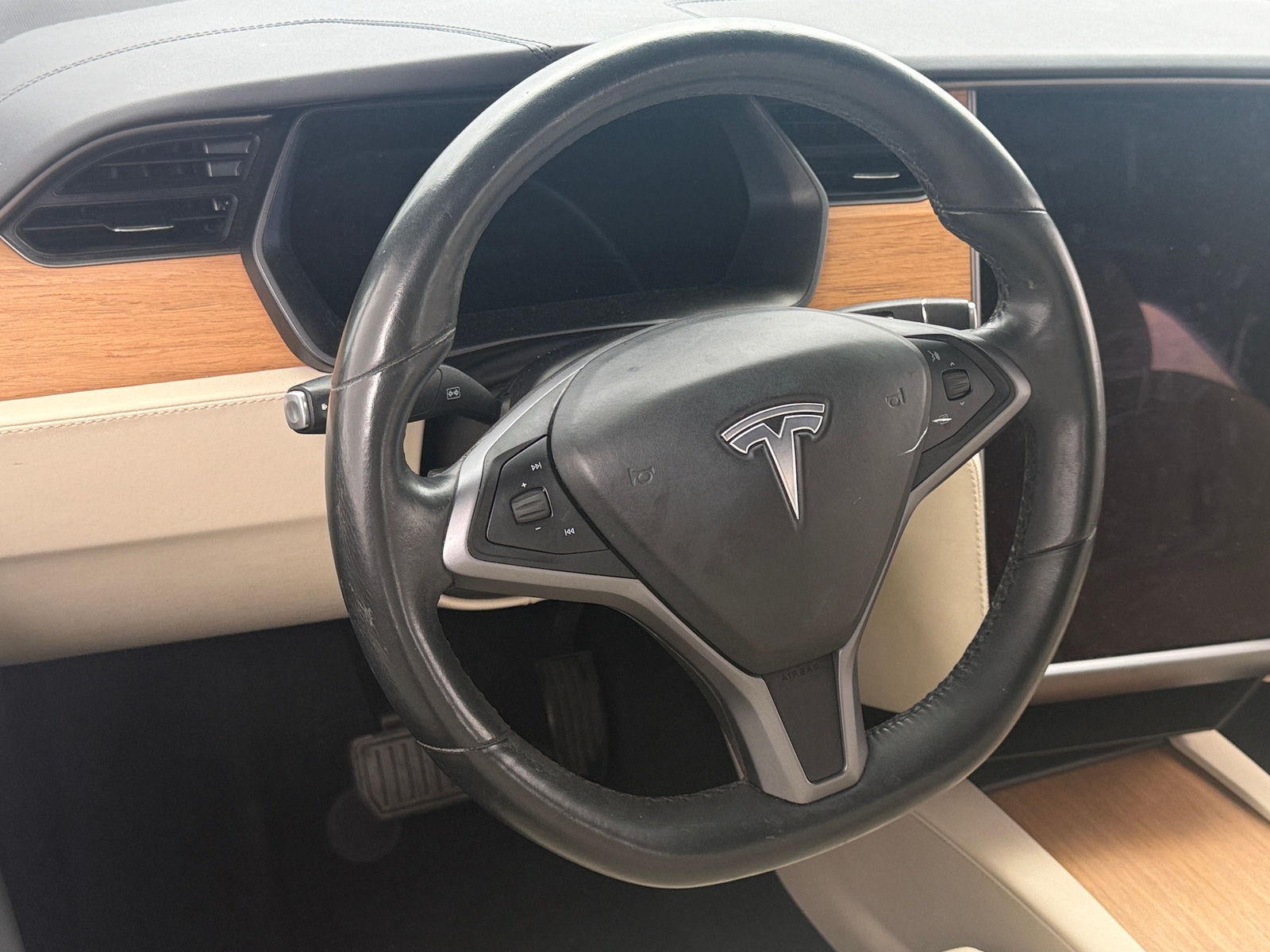 Thumbnail: 2020 Tesla Model X - 4