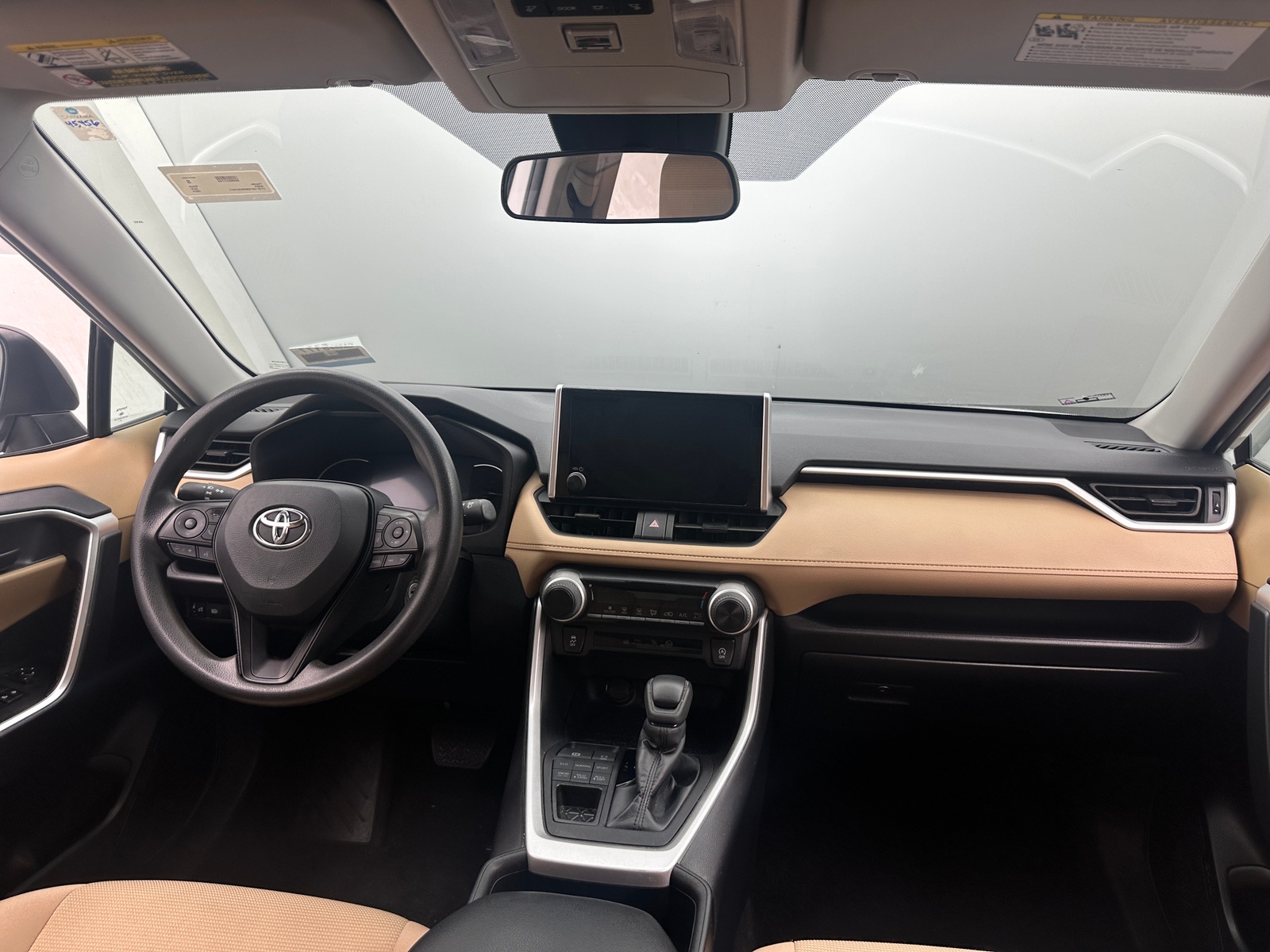Thumbnail: 2024 Toyota RAV4 - 3