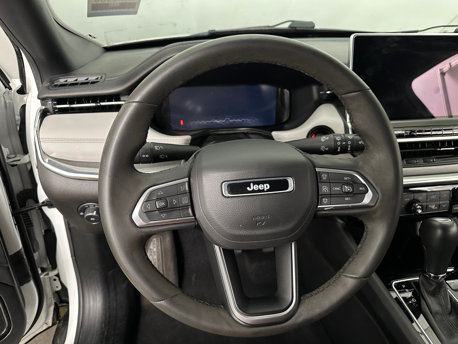 Thumbnail: 2023 Jeep Compass - 4