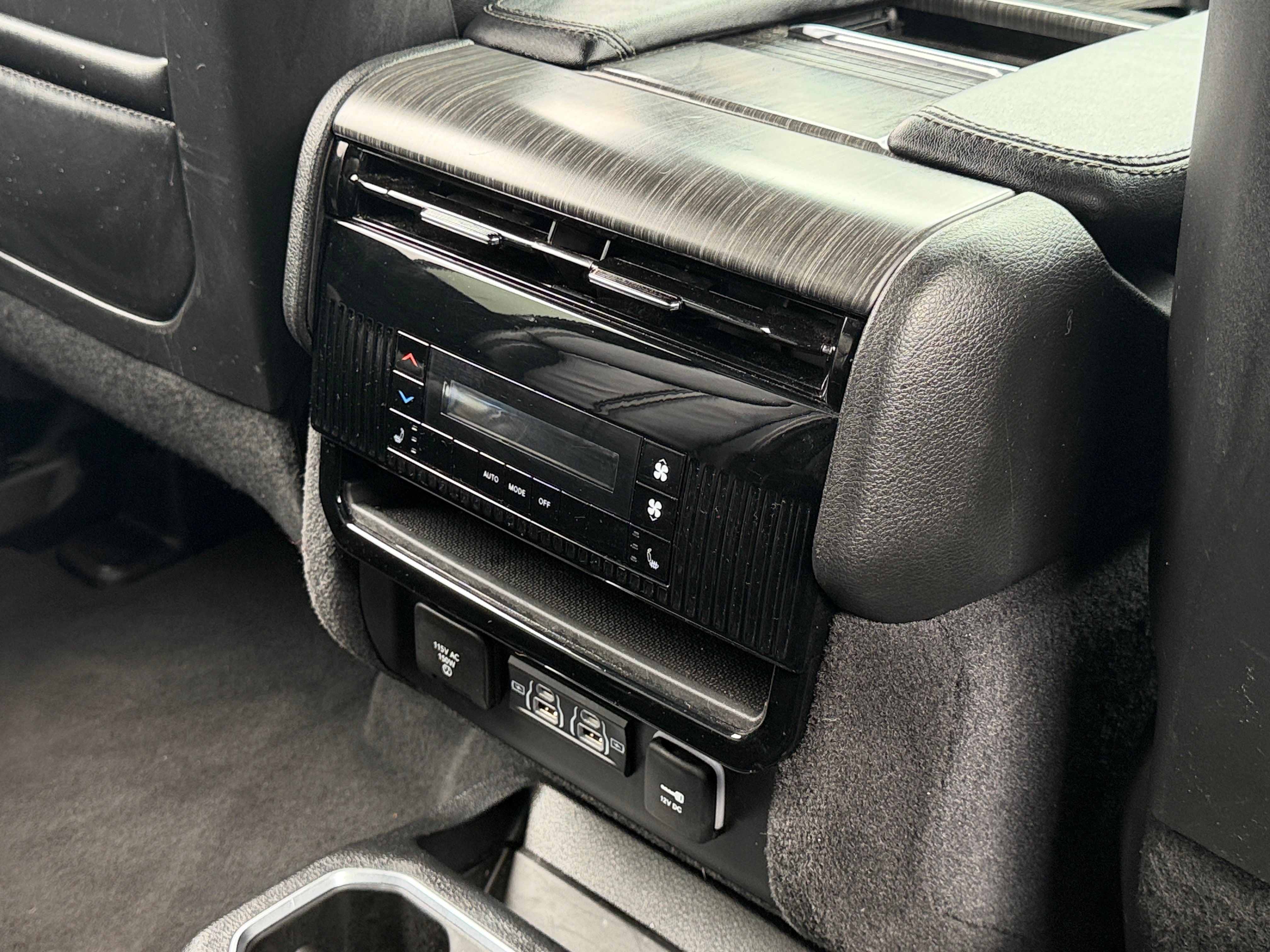 2024 Jeep Wagoneer L