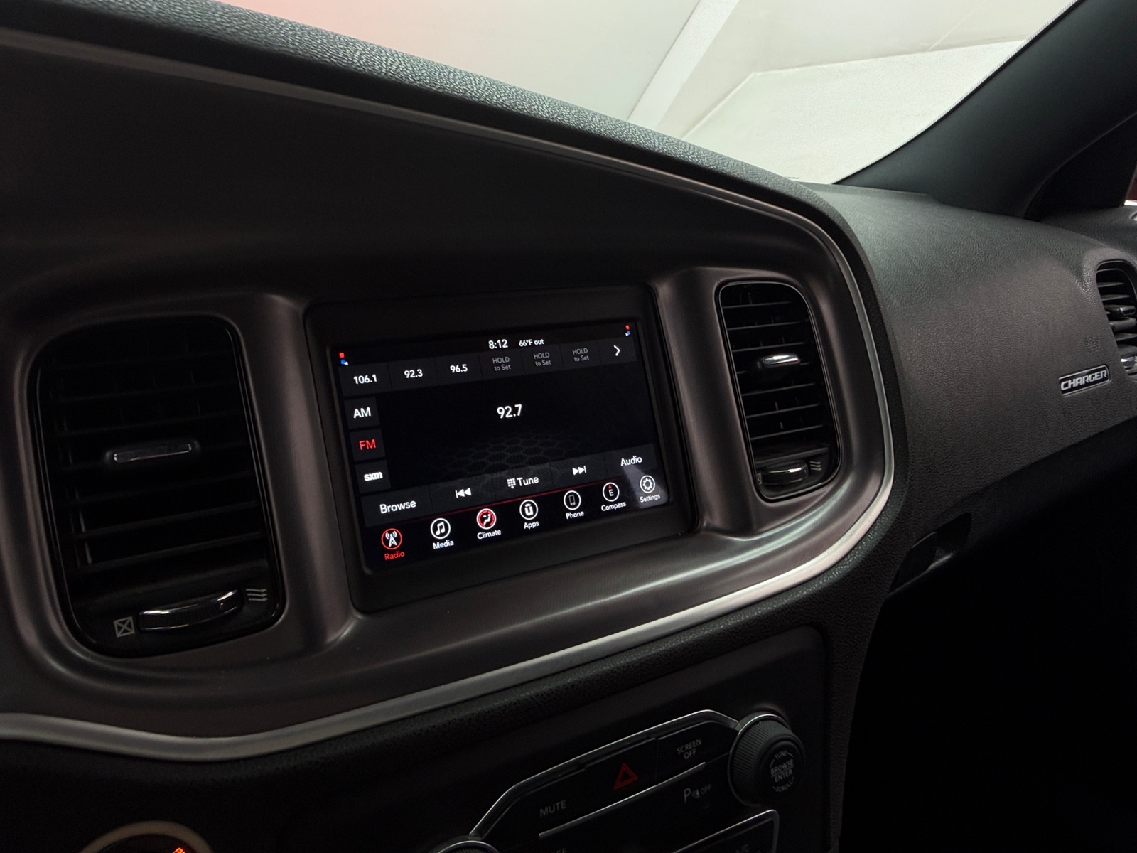 Thumbnail: 2020 Dodge Charger - 4
