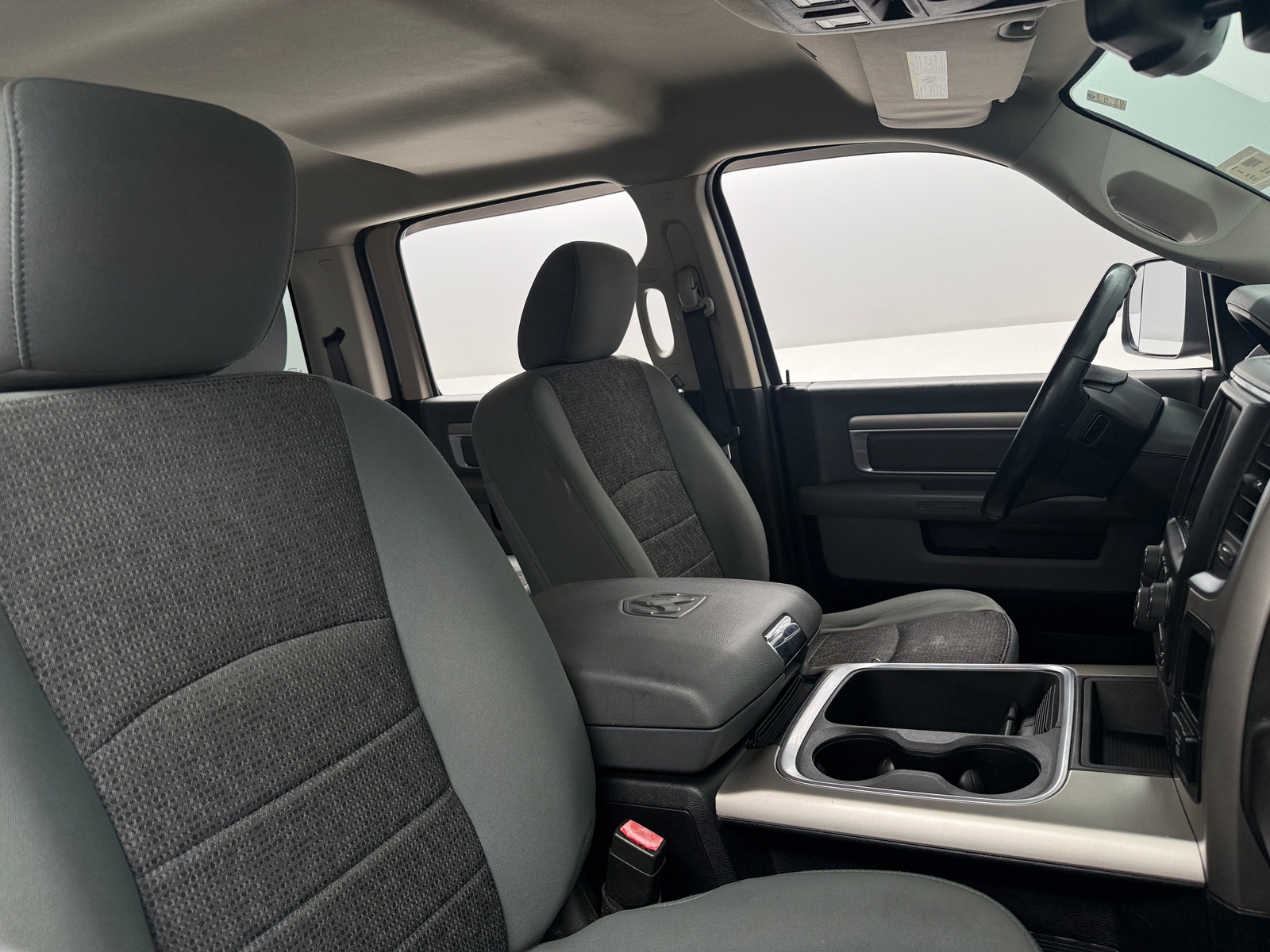 Thumbnail: 2019 RAM 1500 Classic - 2