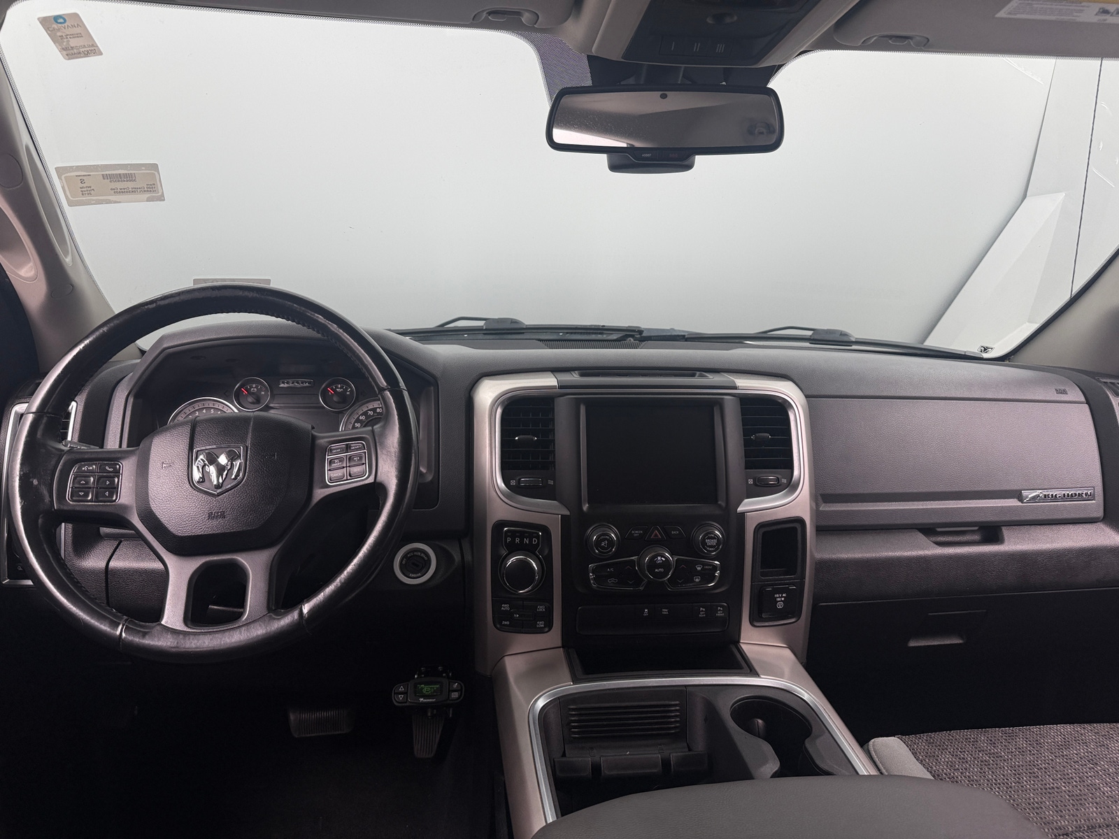 Thumbnail: 2019 RAM 1500 Classic - 3