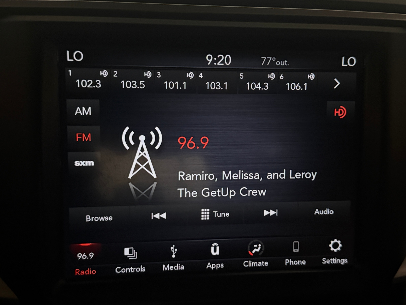 Thumbnail: 2019 RAM 1500 Classic - 4