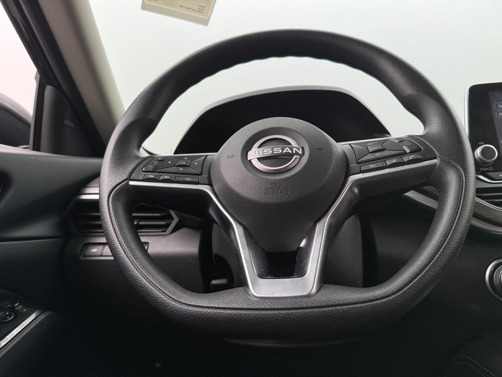 Thumbnail: 2023 Nissan Altima - 5