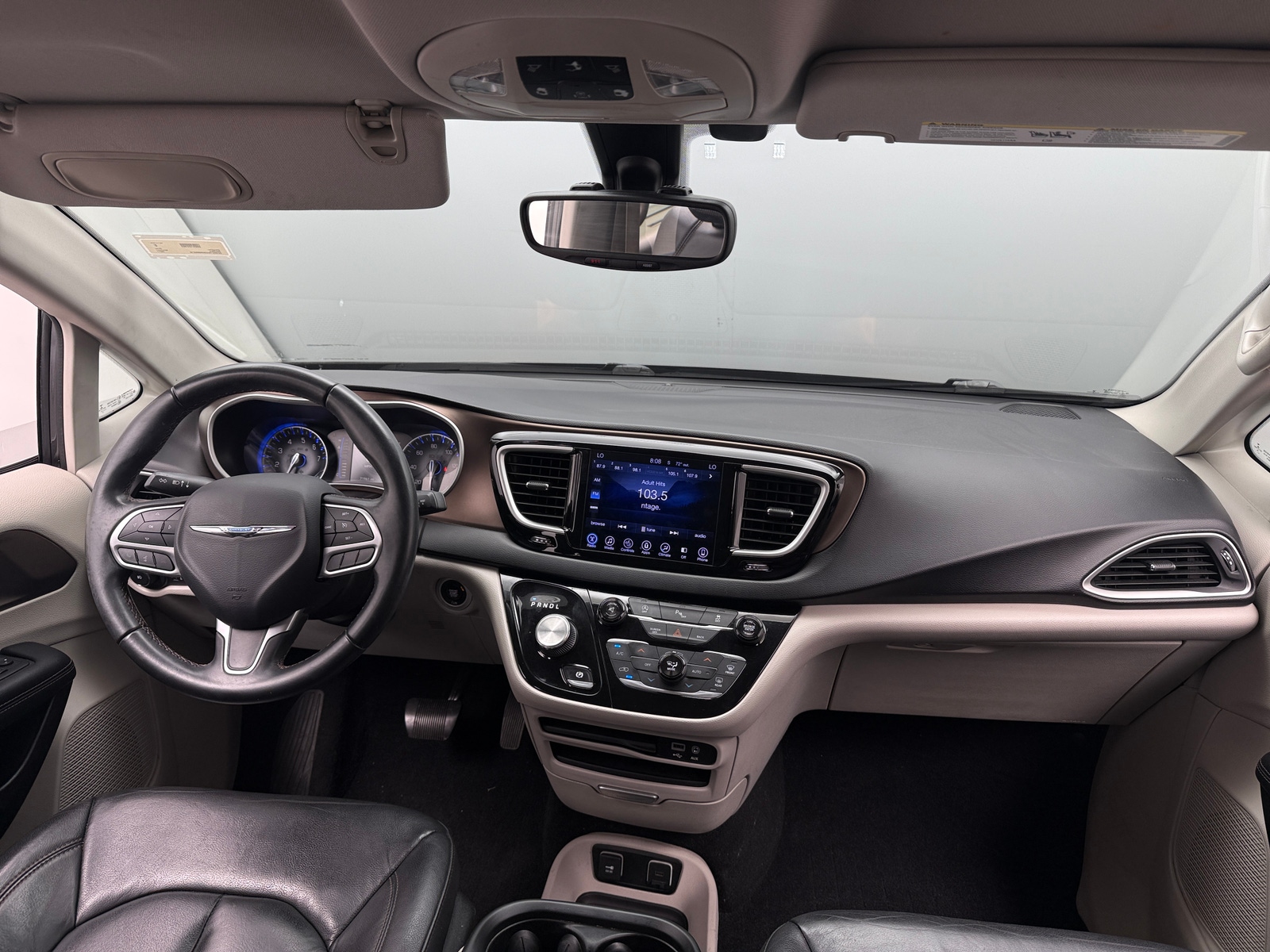Thumbnail: 2017 Chrysler Pacifica - 2