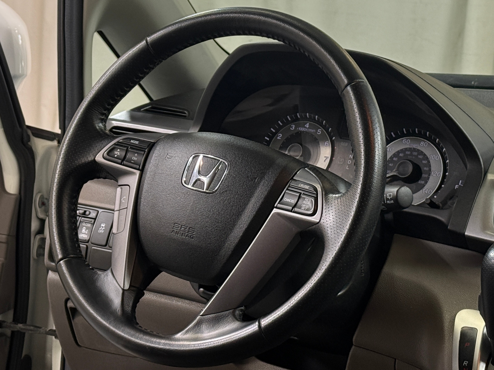 Thumbnail: 2013 Honda Odyssey - 4
