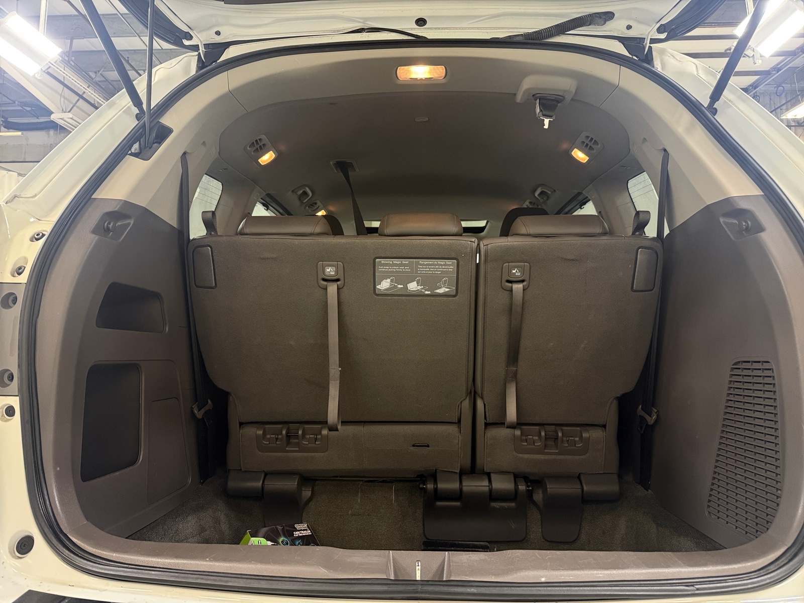 Thumbnail: 2013 Honda Odyssey - 6