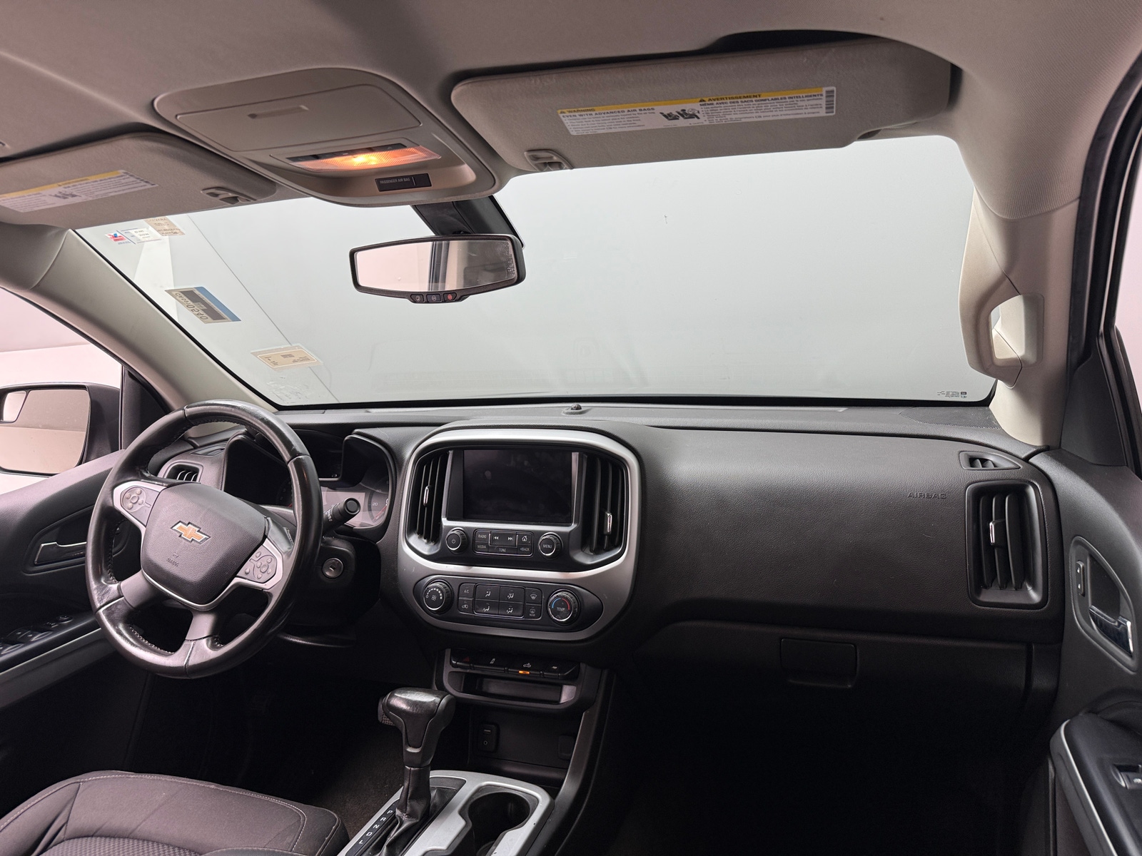 Thumbnail: 2018 Chevrolet Colorado - 3