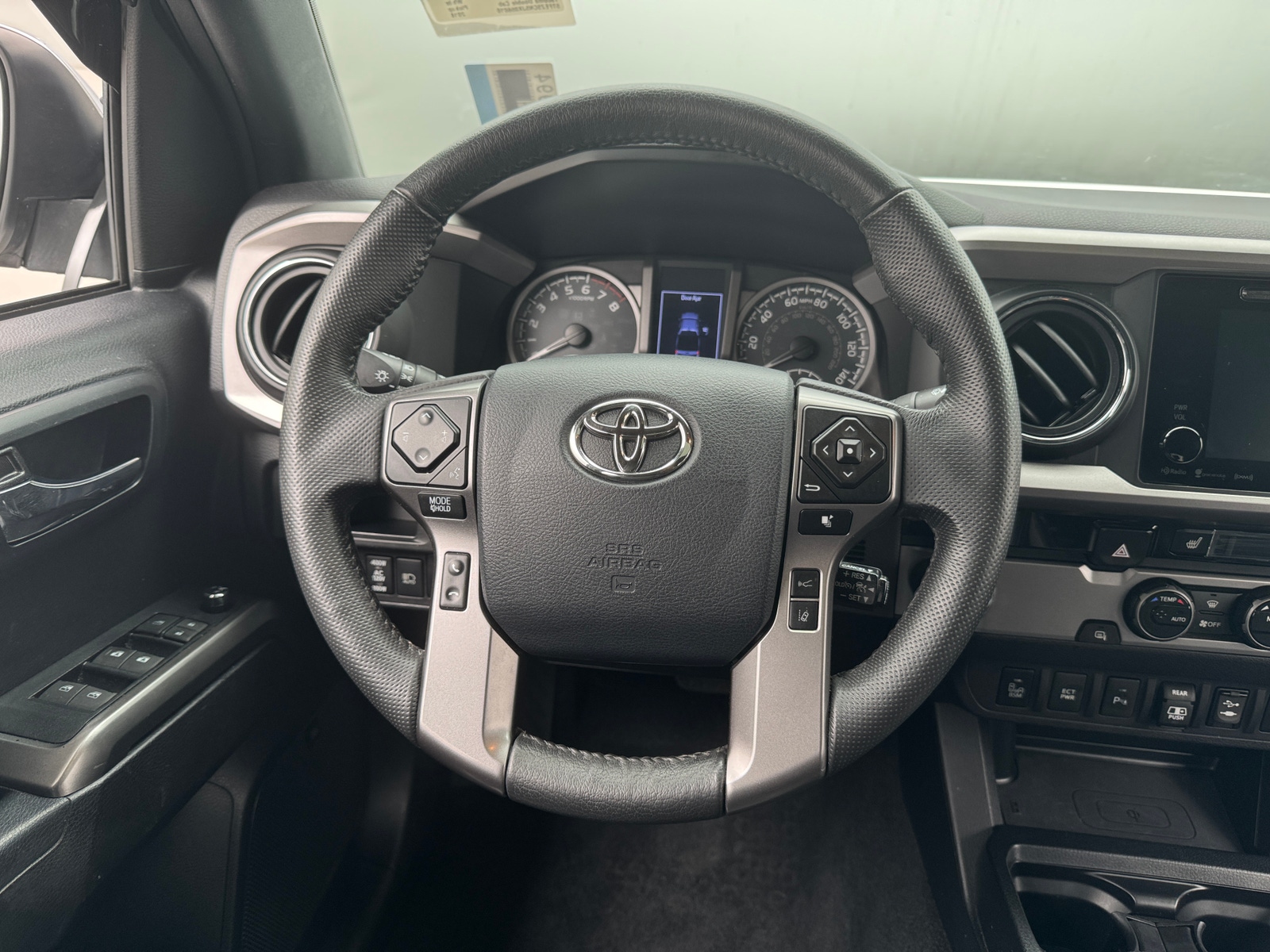 Thumbnail: 2018 Toyota Tacoma - 5