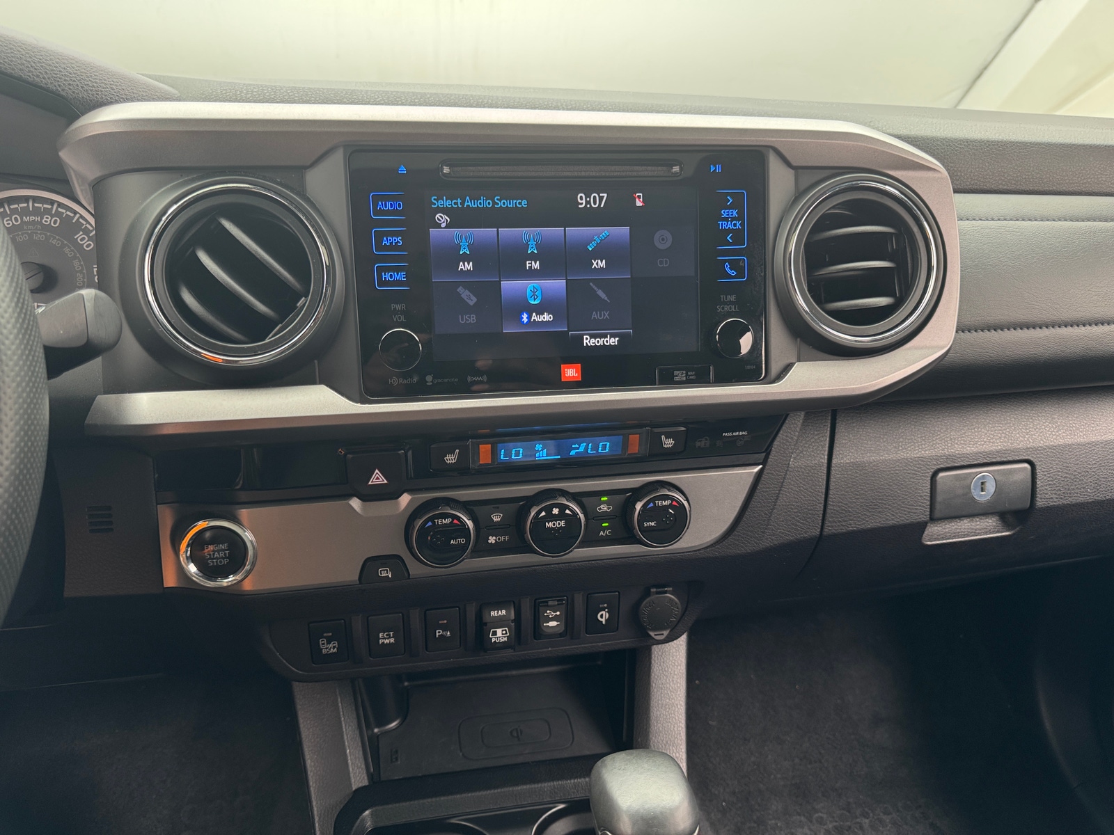 Thumbnail: 2018 Toyota Tacoma - 4