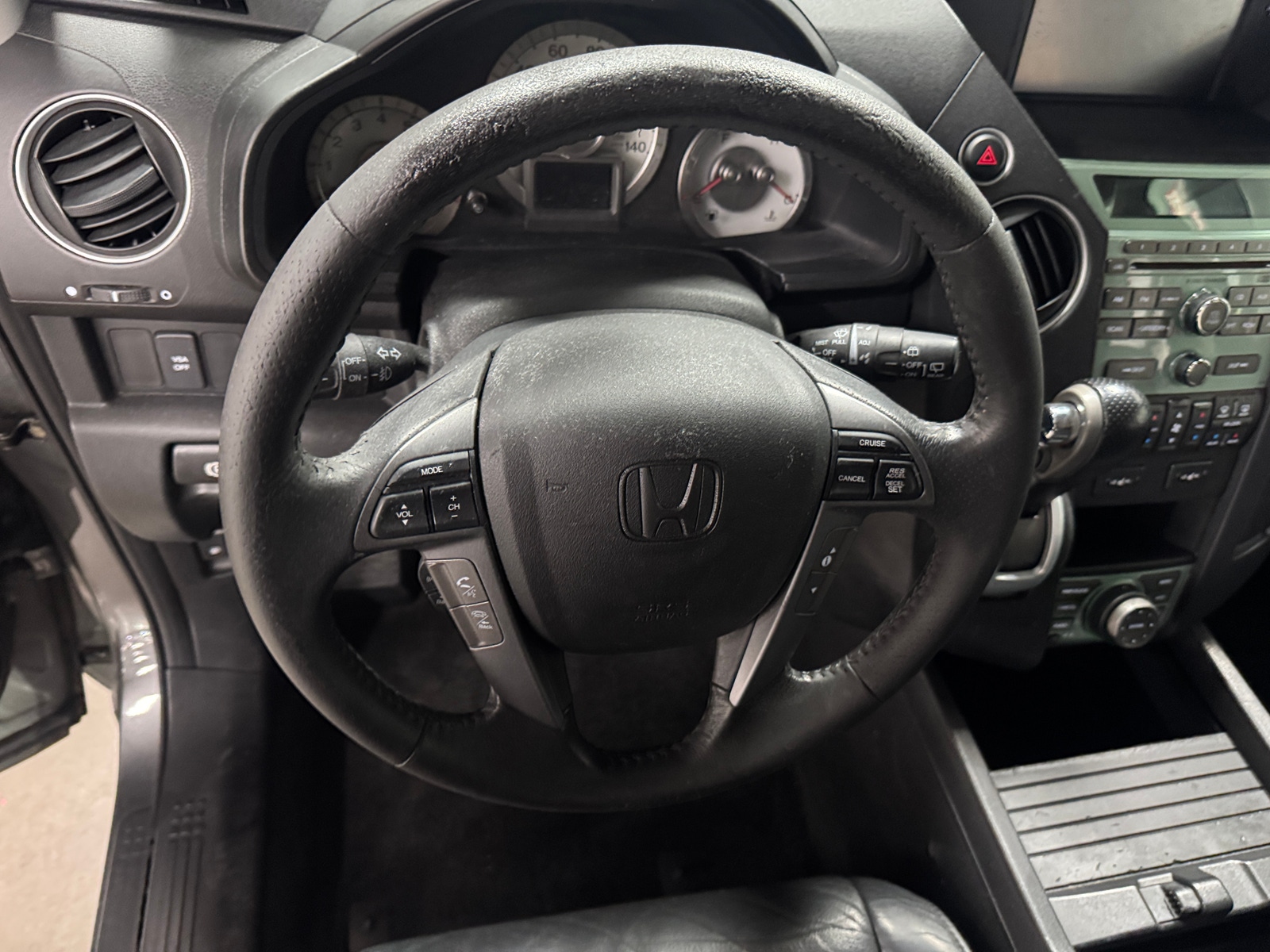 Thumbnail: 2011 Honda Pilot - 4