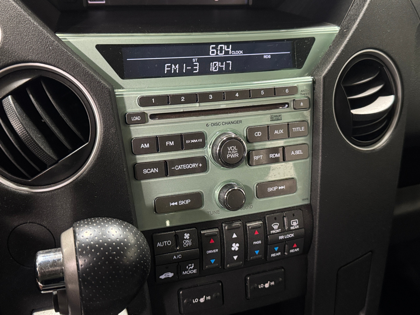Thumbnail: 2011 Honda Pilot - 3