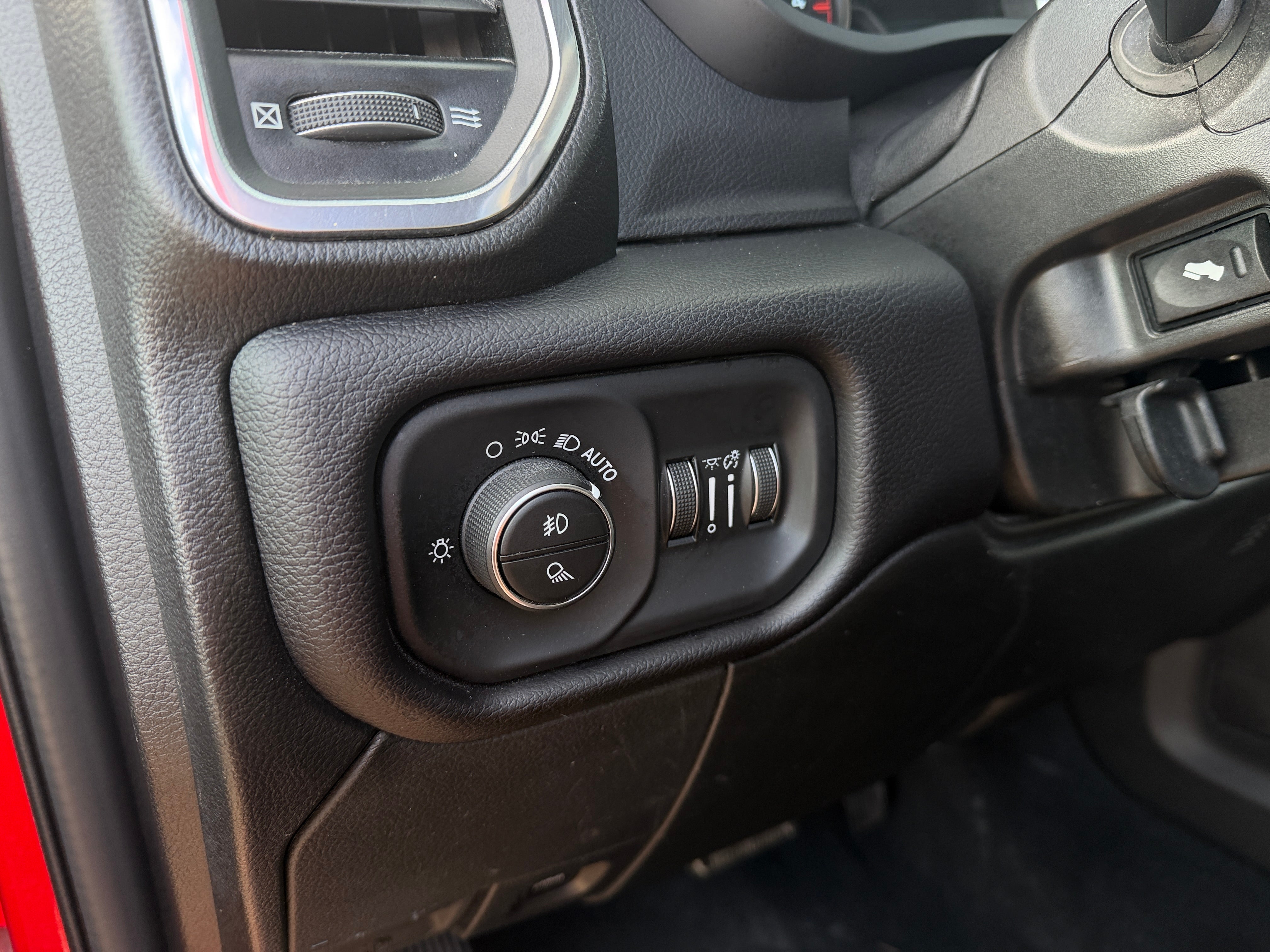 2022 RAM Ram 3500 Pickup Laramie - Photo 14