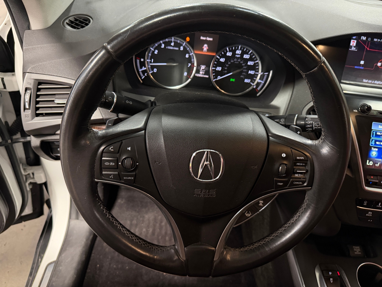Thumbnail: 2017 Acura MDX - 4