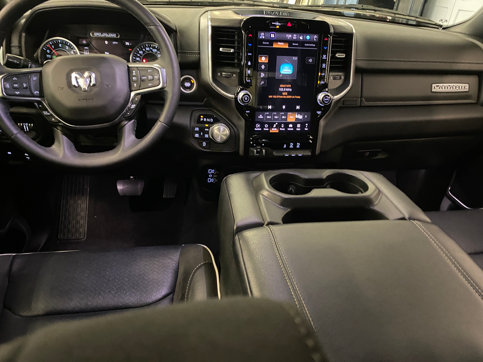 Thumbnail: 2025 RAM 1500 - 2