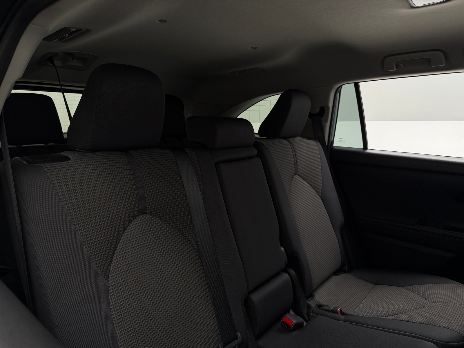 Thumbnail: 2025 Toyota Highlander - 6