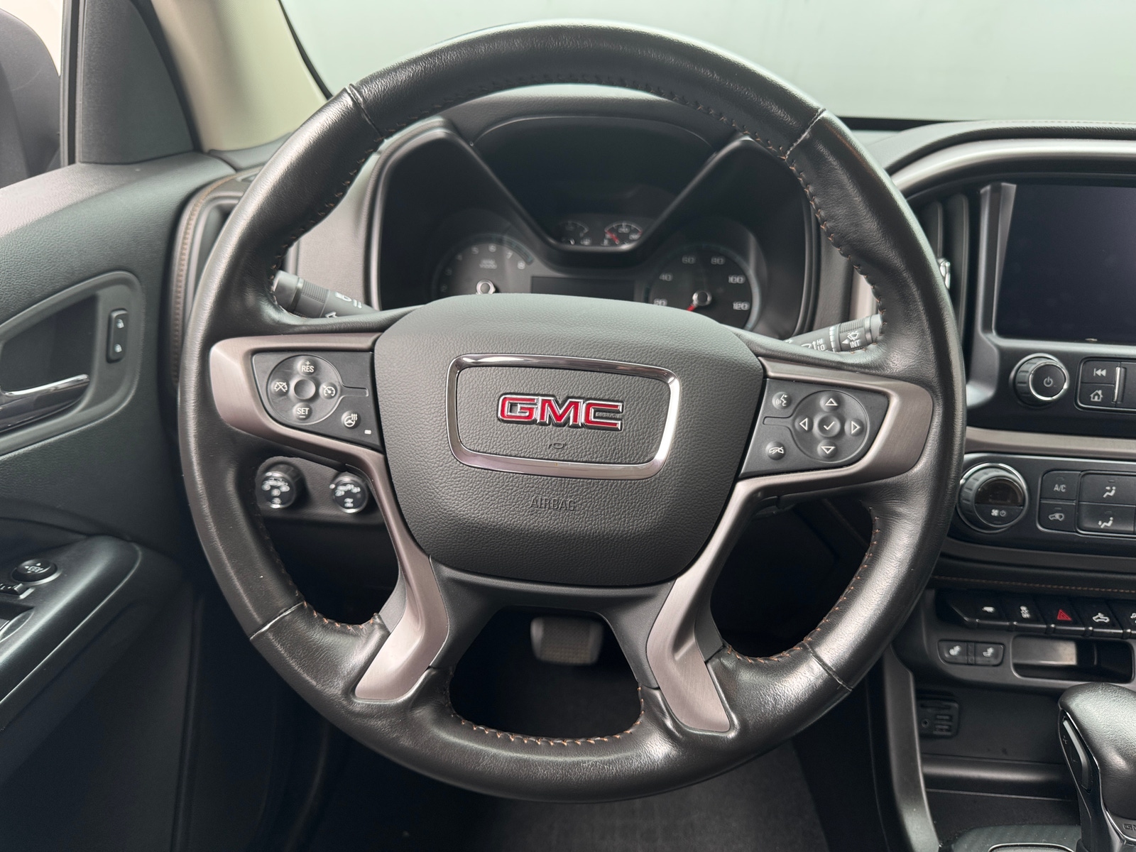 Thumbnail: 2022 GMC Canyon - 4