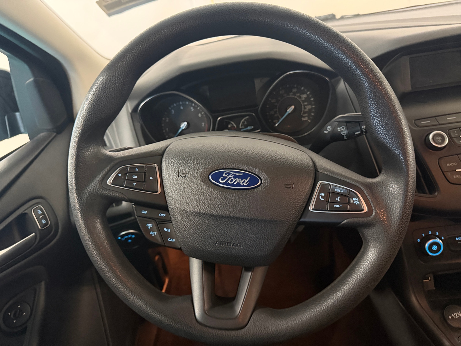 Thumbnail: 2018 Ford Focus - 5