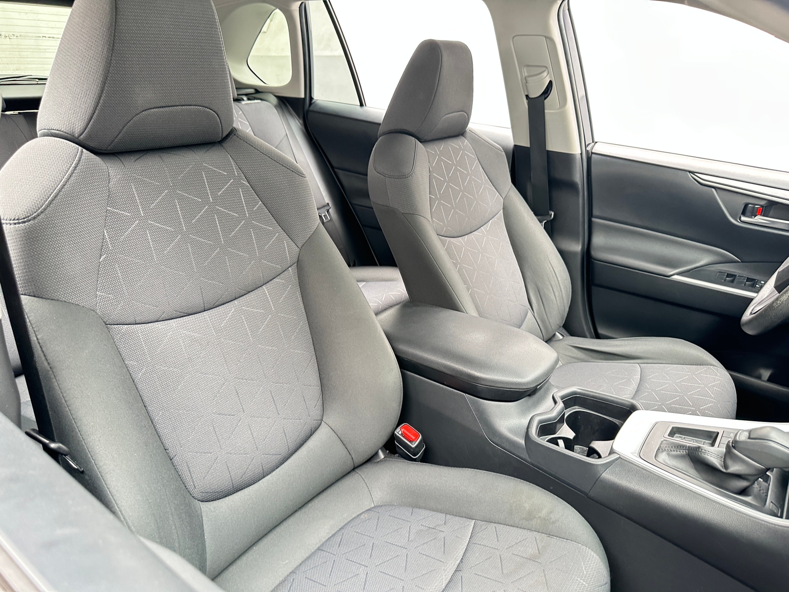 Thumbnail: 2020 Toyota RAV4 - 2