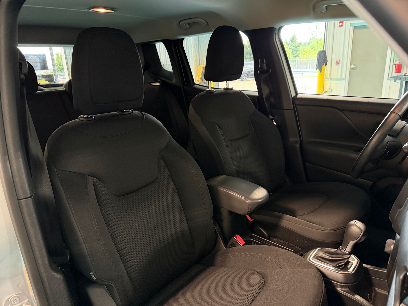 Thumbnail: 2019 Jeep Renegade - 2