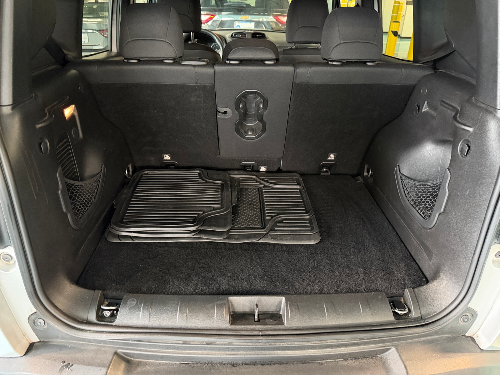 Thumbnail: 2019 Jeep Renegade - 6