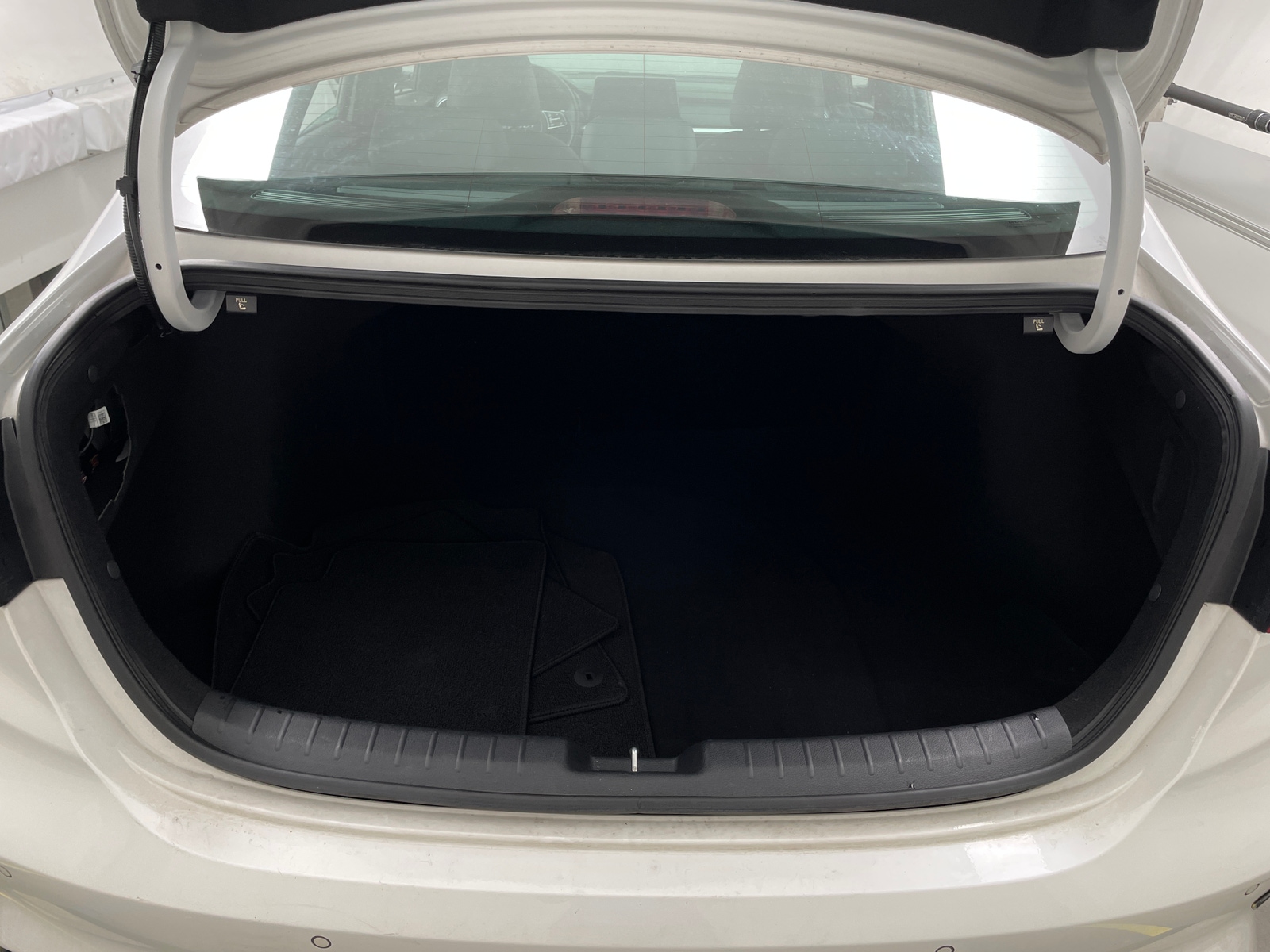 Thumbnail: 2023 Kia Forte - 5