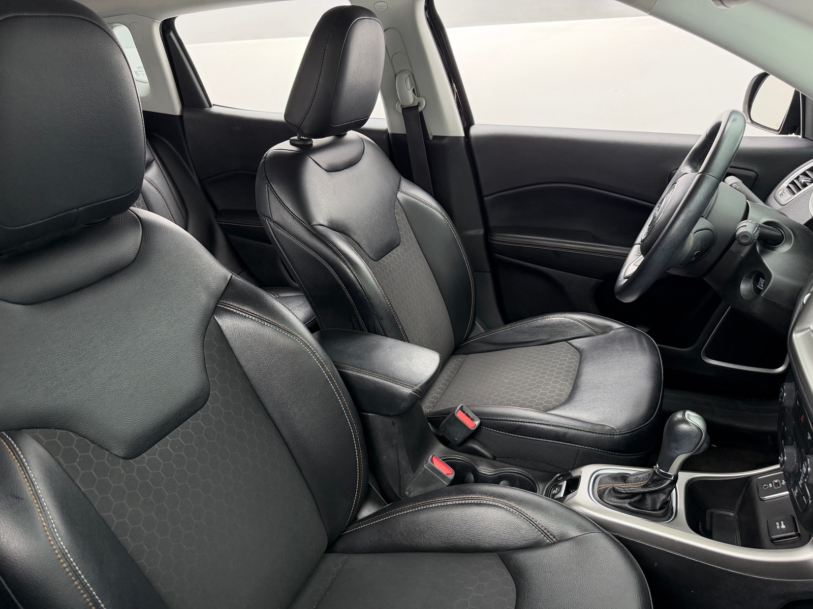 Thumbnail: 2017 Jeep Compass - 2
