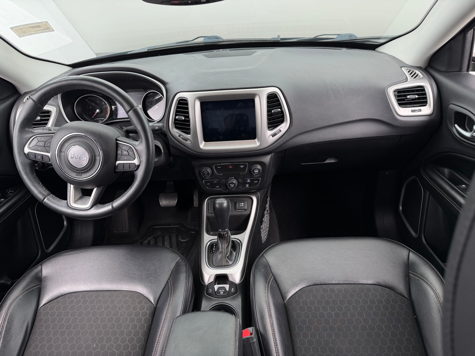 Thumbnail: 2017 Jeep Compass - 3