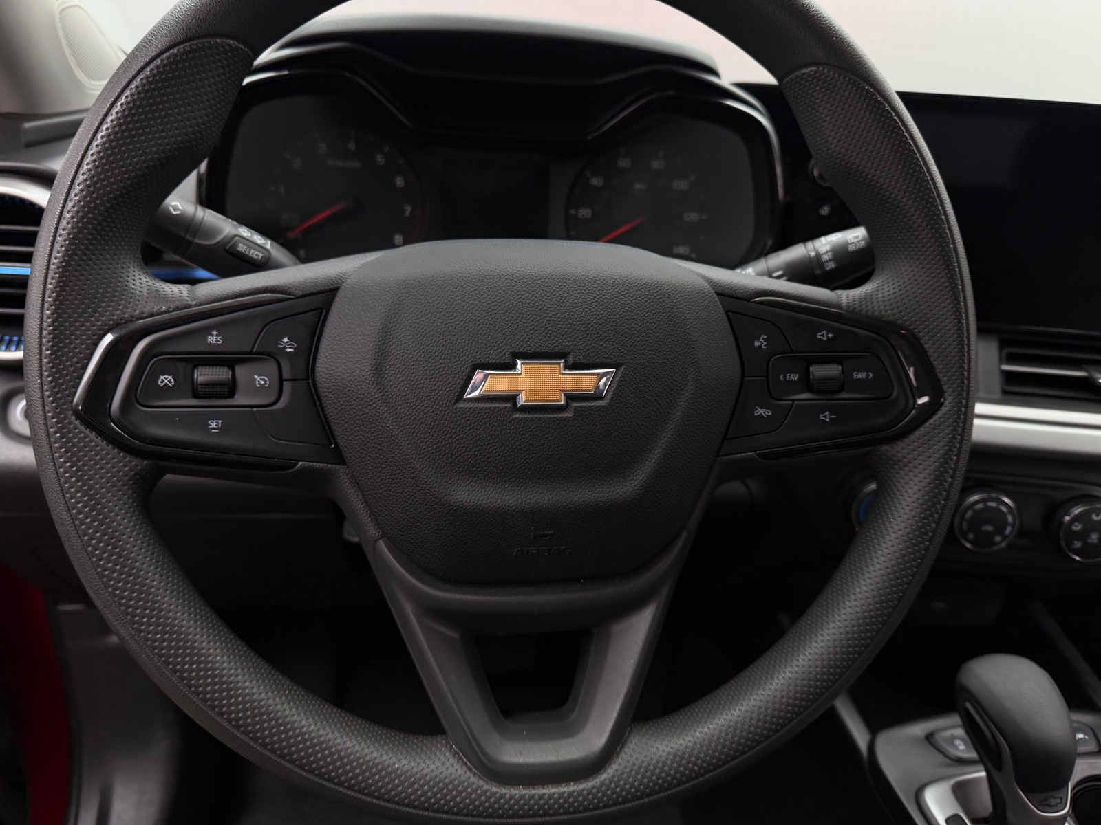 Thumbnail: 2026 Chevrolet Trax - 5