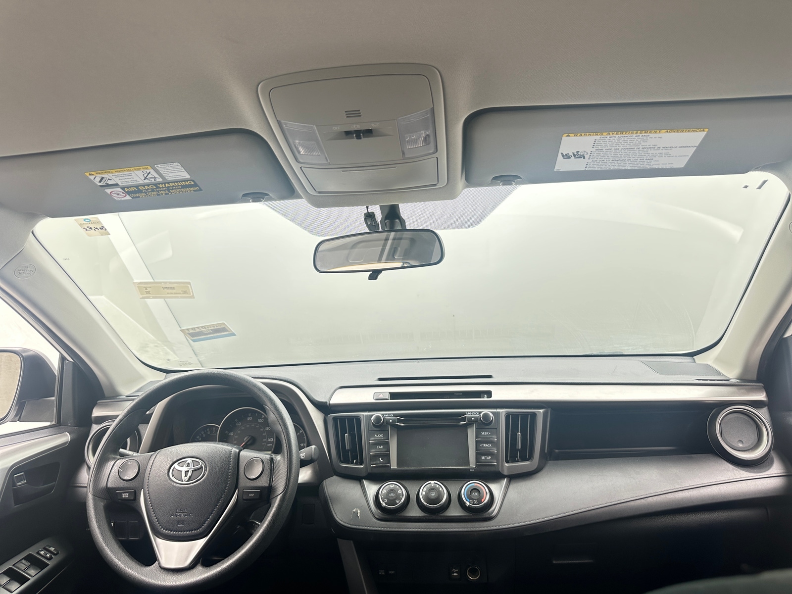 Thumbnail: 2016 Toyota RAV4 - 3