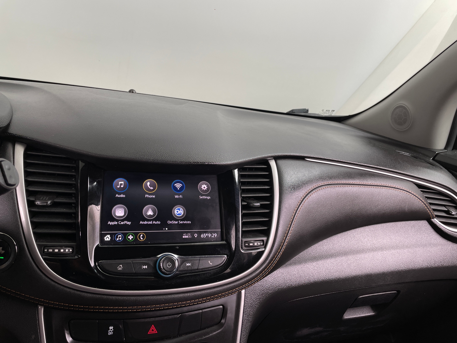 Thumbnail: 2020 Chevrolet Trax - 3