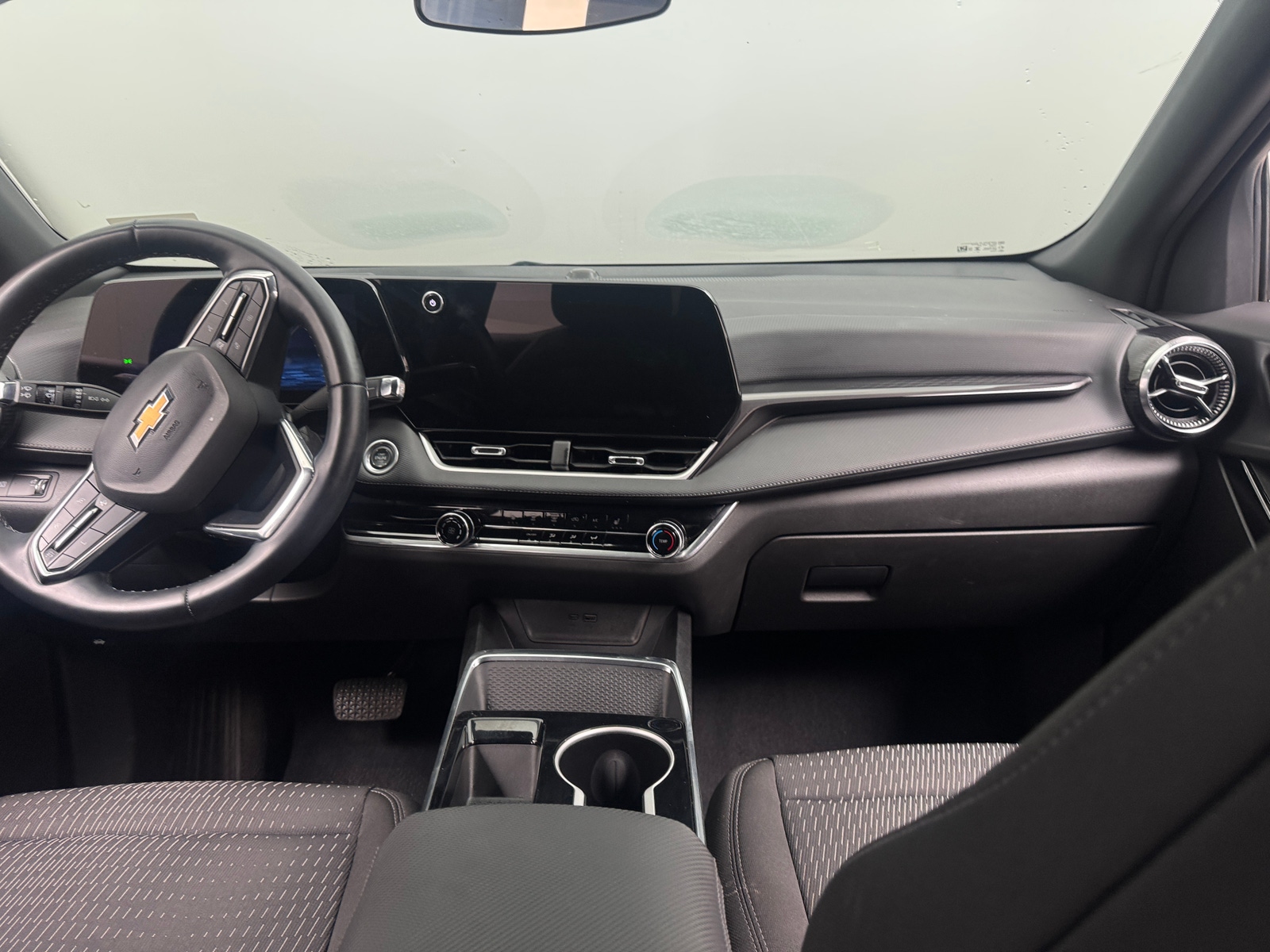 Thumbnail: 2025 Chevrolet Equinox - 3