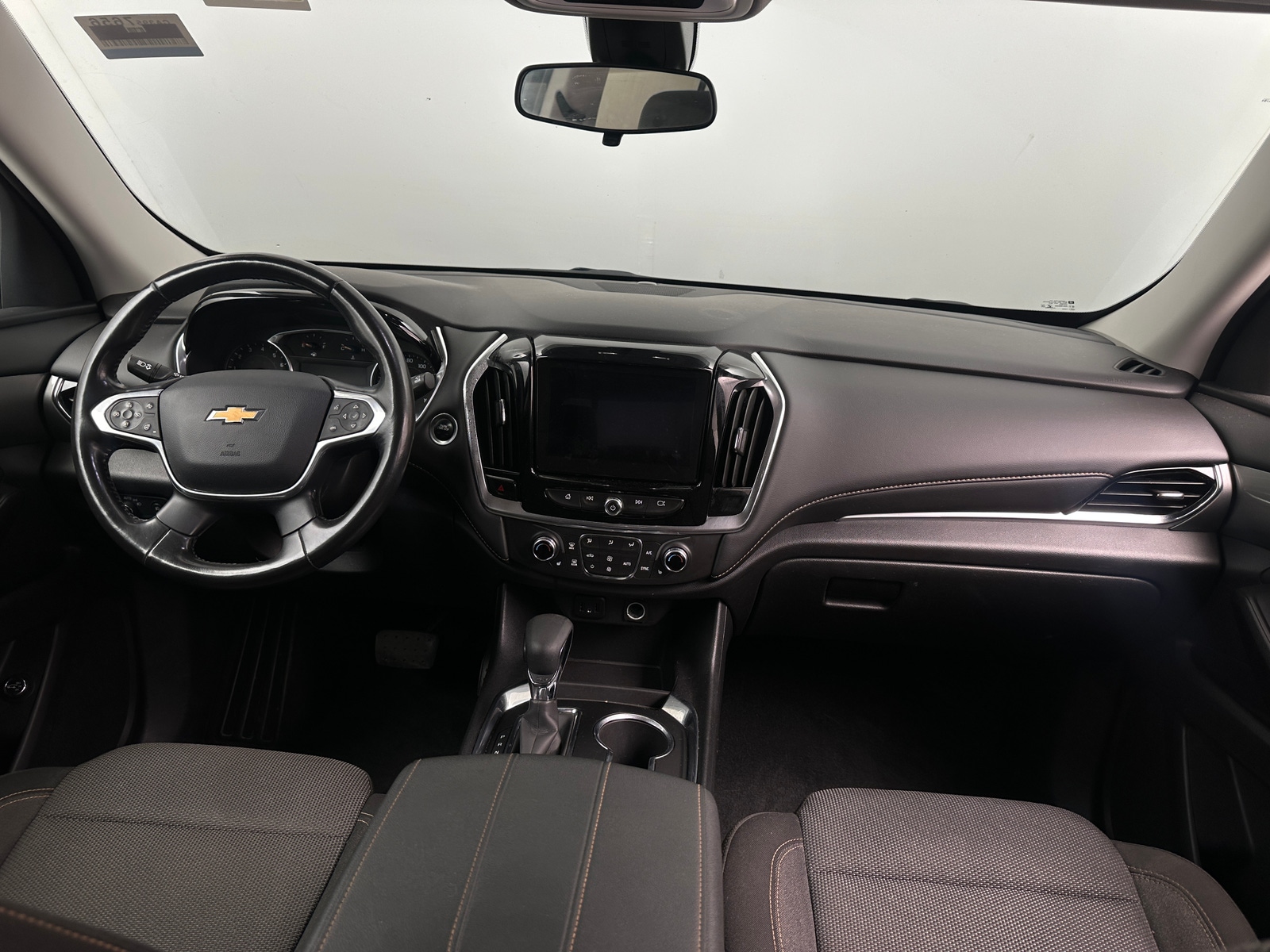 Thumbnail: 2021 Chevrolet Traverse - 3
