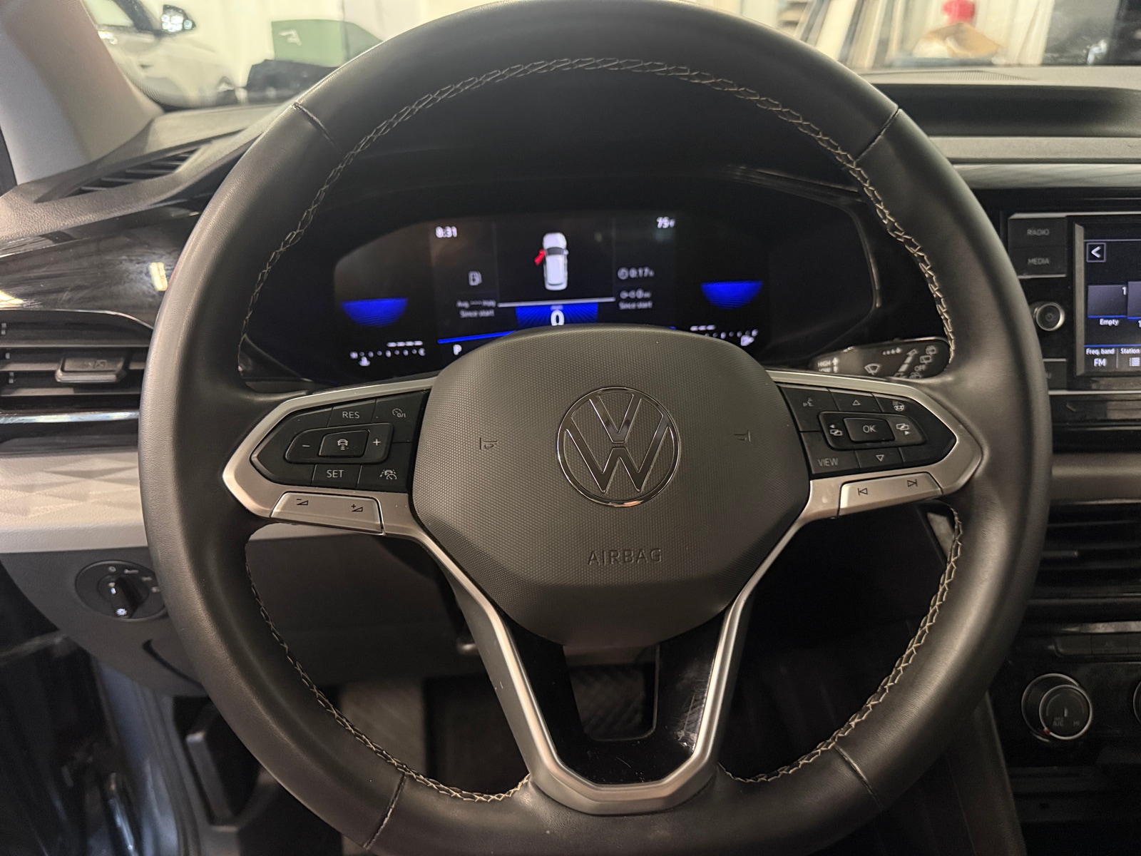 Thumbnail: 2024 Volkswagen Taos - 5
