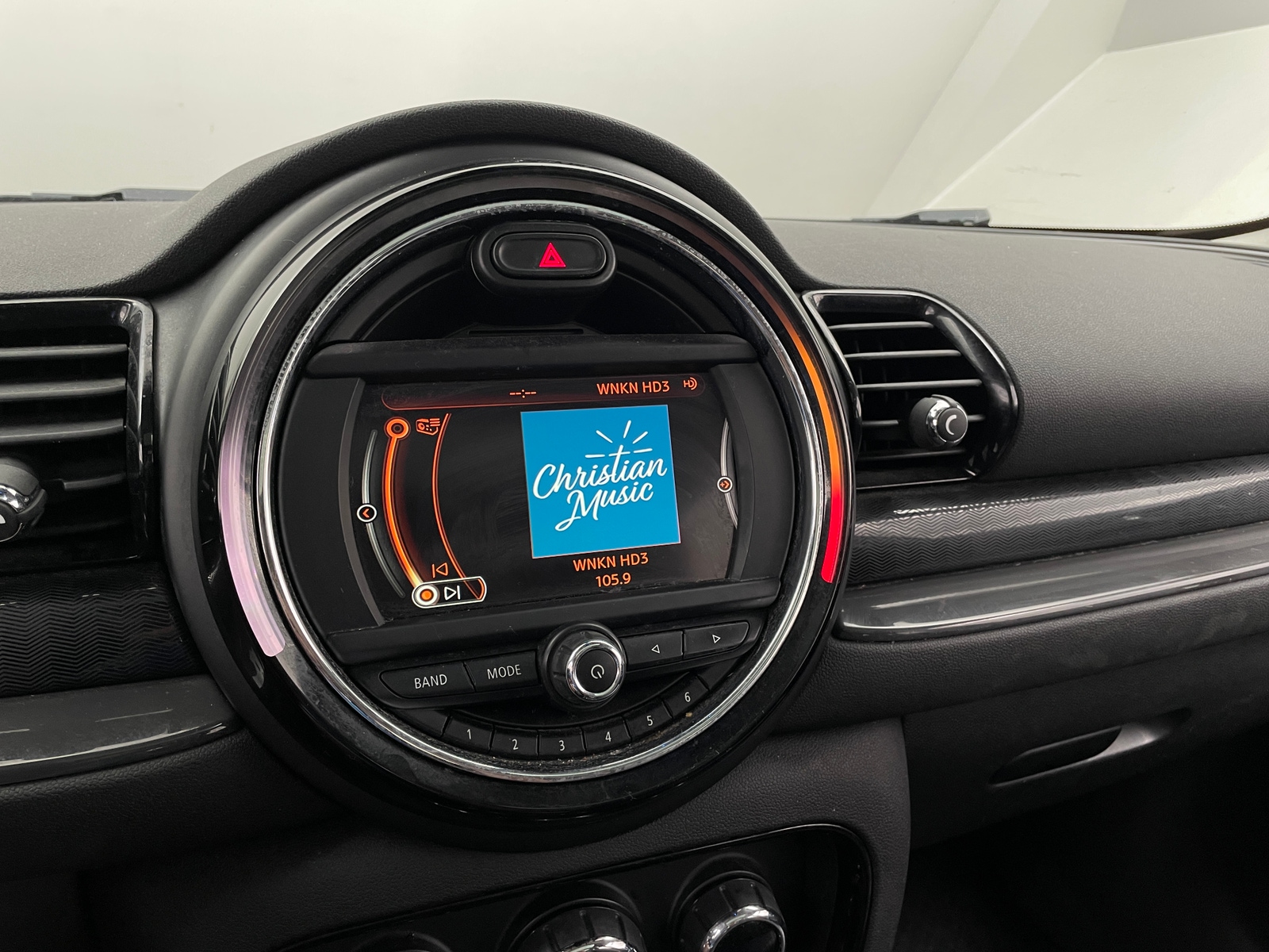 Thumbnail: 2017 MINI Cooper Clubman - 3