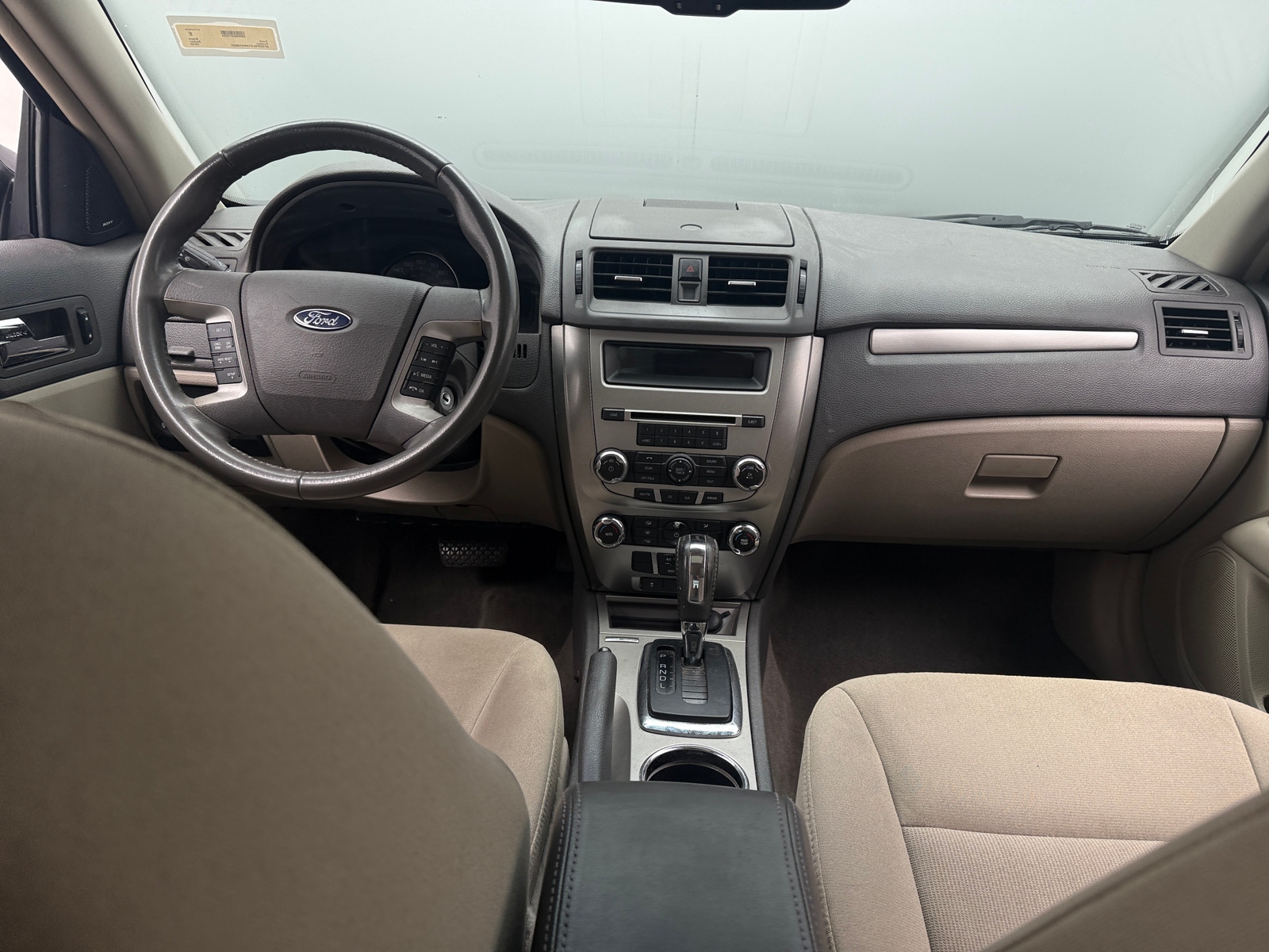 Thumbnail: 2010 Ford Fusion - 3